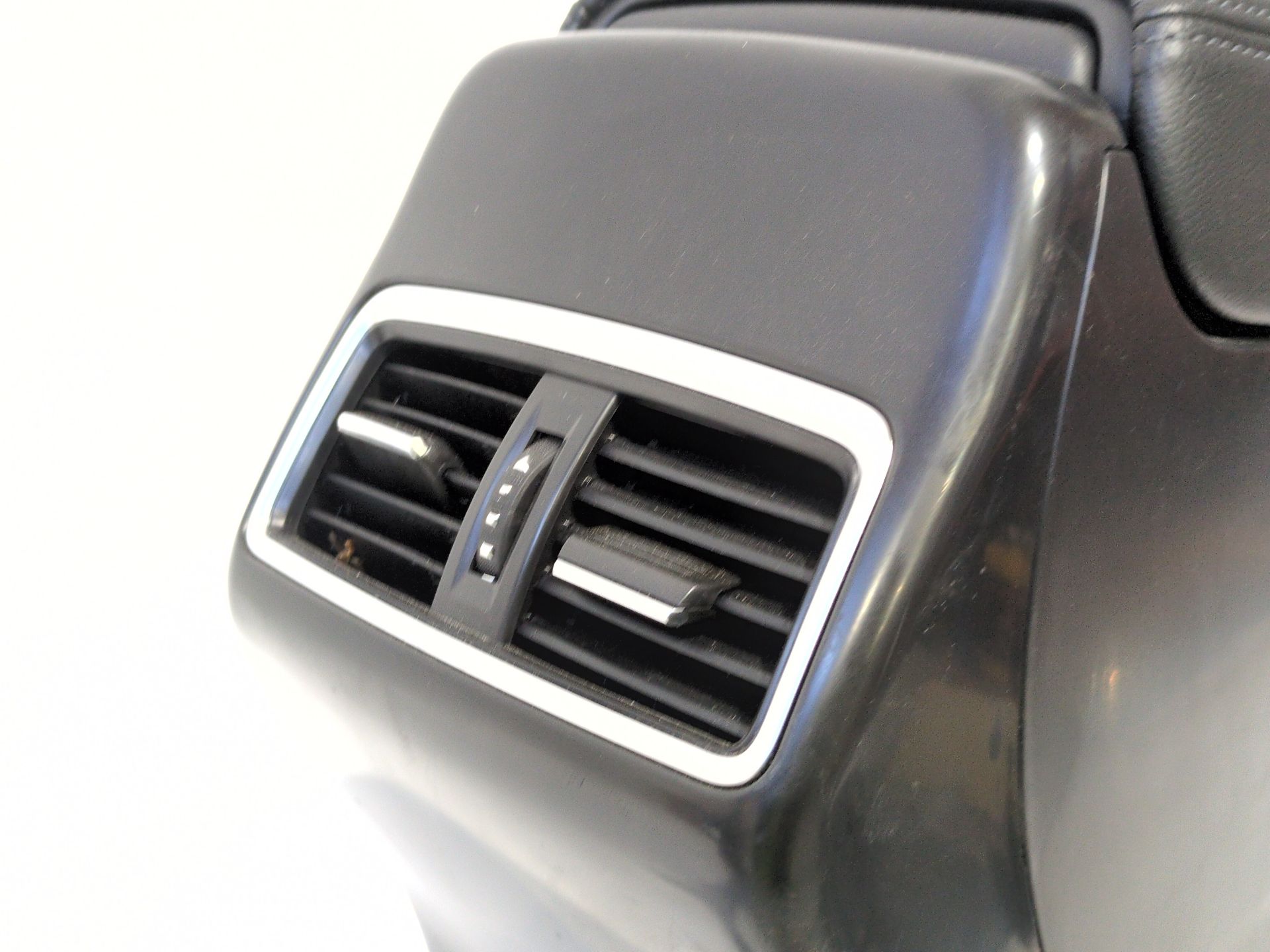 apoyabrazos_central_969105820r_renault_kadjar_ha_hl_1_5_blue_dci_115