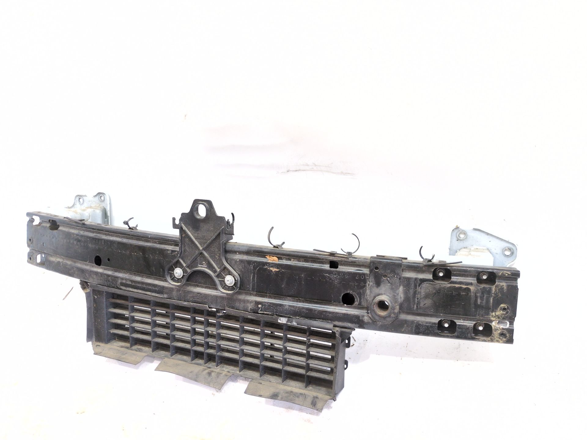 refuerzo_paragolpes_delantero_sin_referencia_renault_kadjar_ha_hl_1_5_blue_dci_115