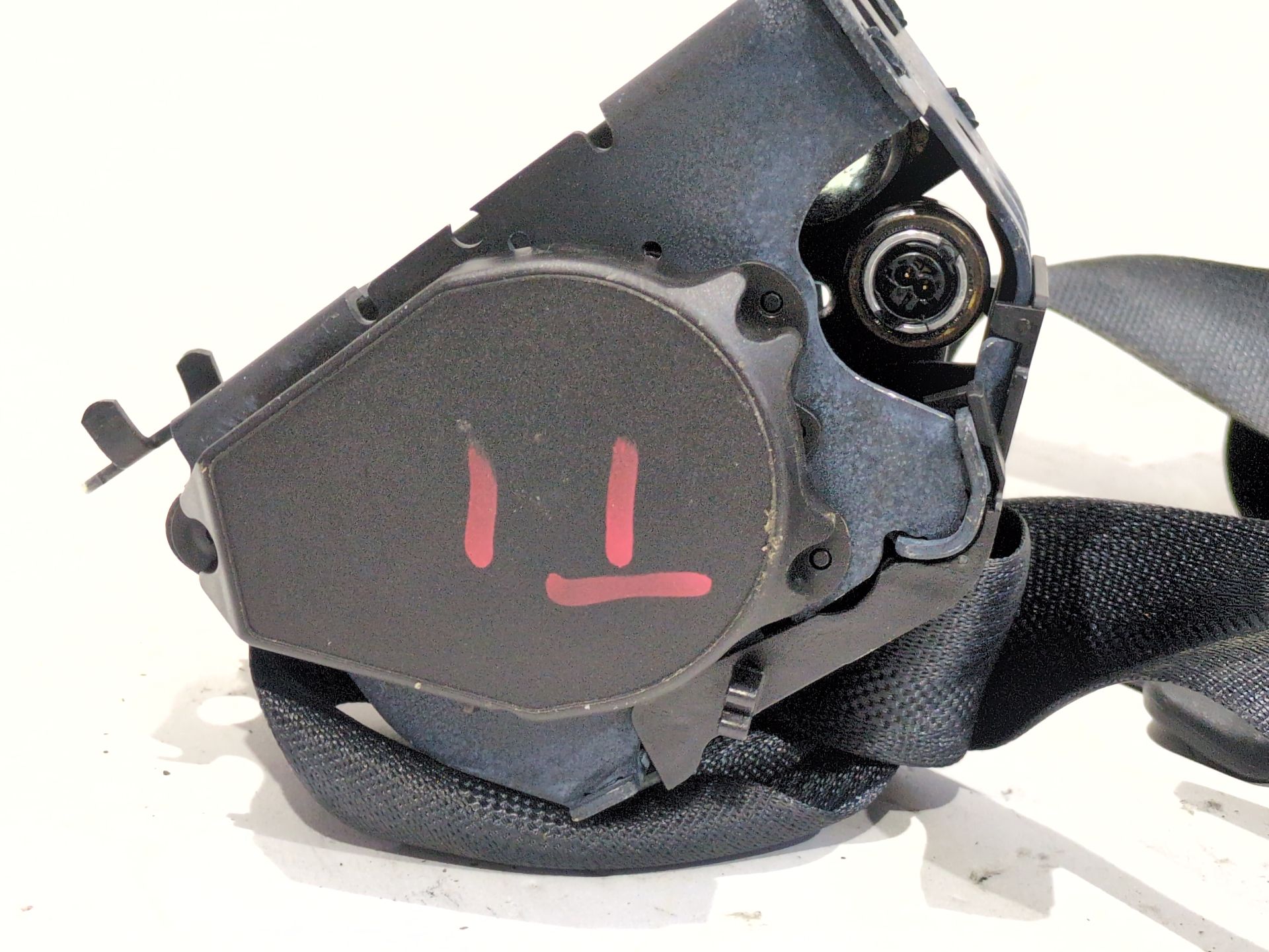 cinturon_seguridad_trasero_izquierdo_888418284r_renault_kangoo_iii_monospace_blue_dci_95_kjab