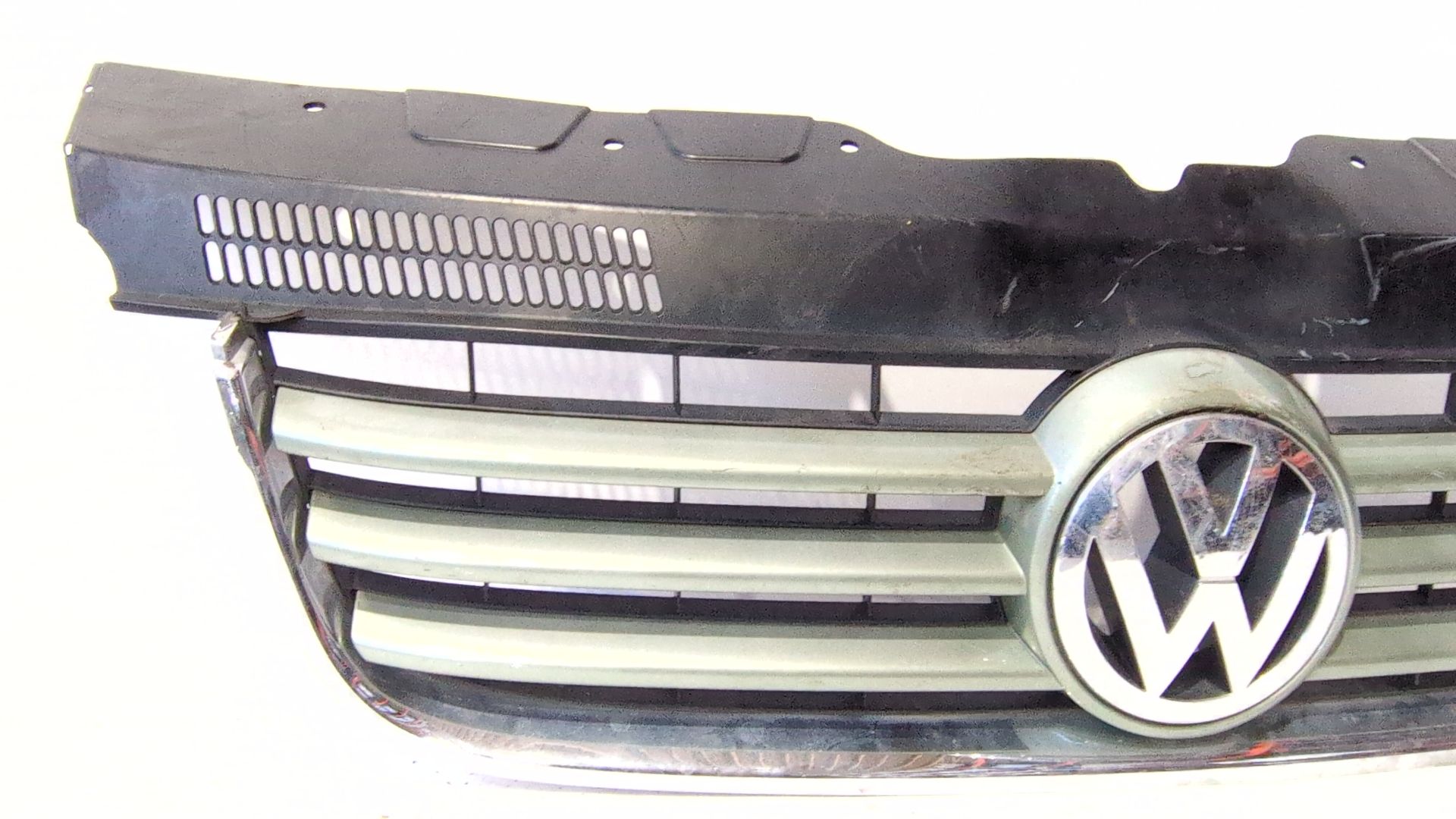 rejilla_delantera_7h5807101_volkswagen_transporter_t5_autobus_7hb_7hj_7eb_7ej_2_5_tdi