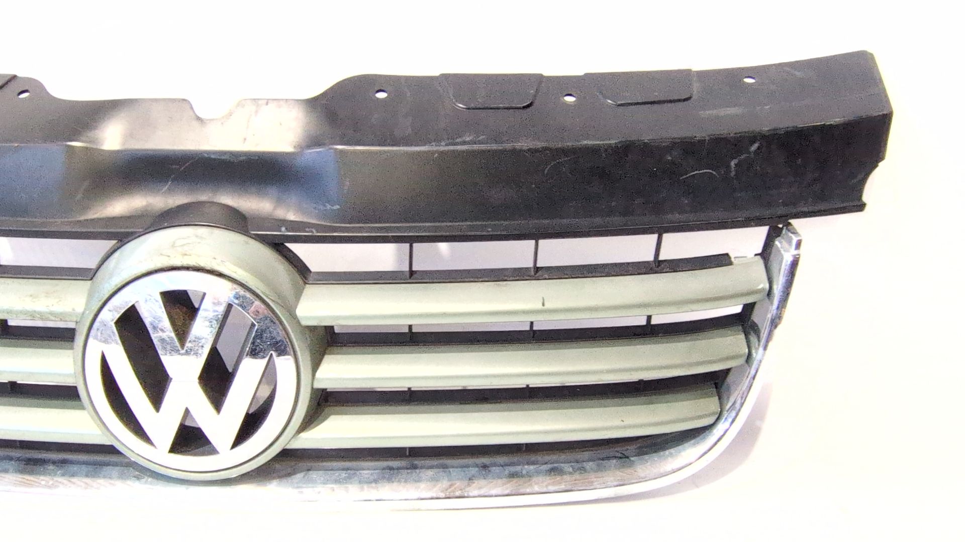 rejilla_delantera_7h5807101_volkswagen_transporter_t5_autobus_7hb_7hj_7eb_7ej_2_5_tdi