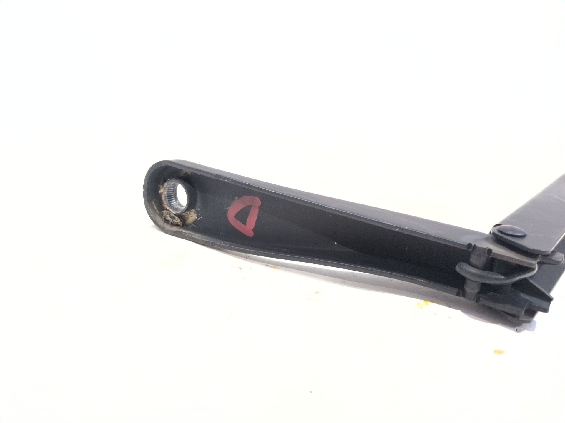 brazo_limpia_delantero_derecho_sin_referencia_renault_kangoo_iii_monospace_blue_dci_95_kjab