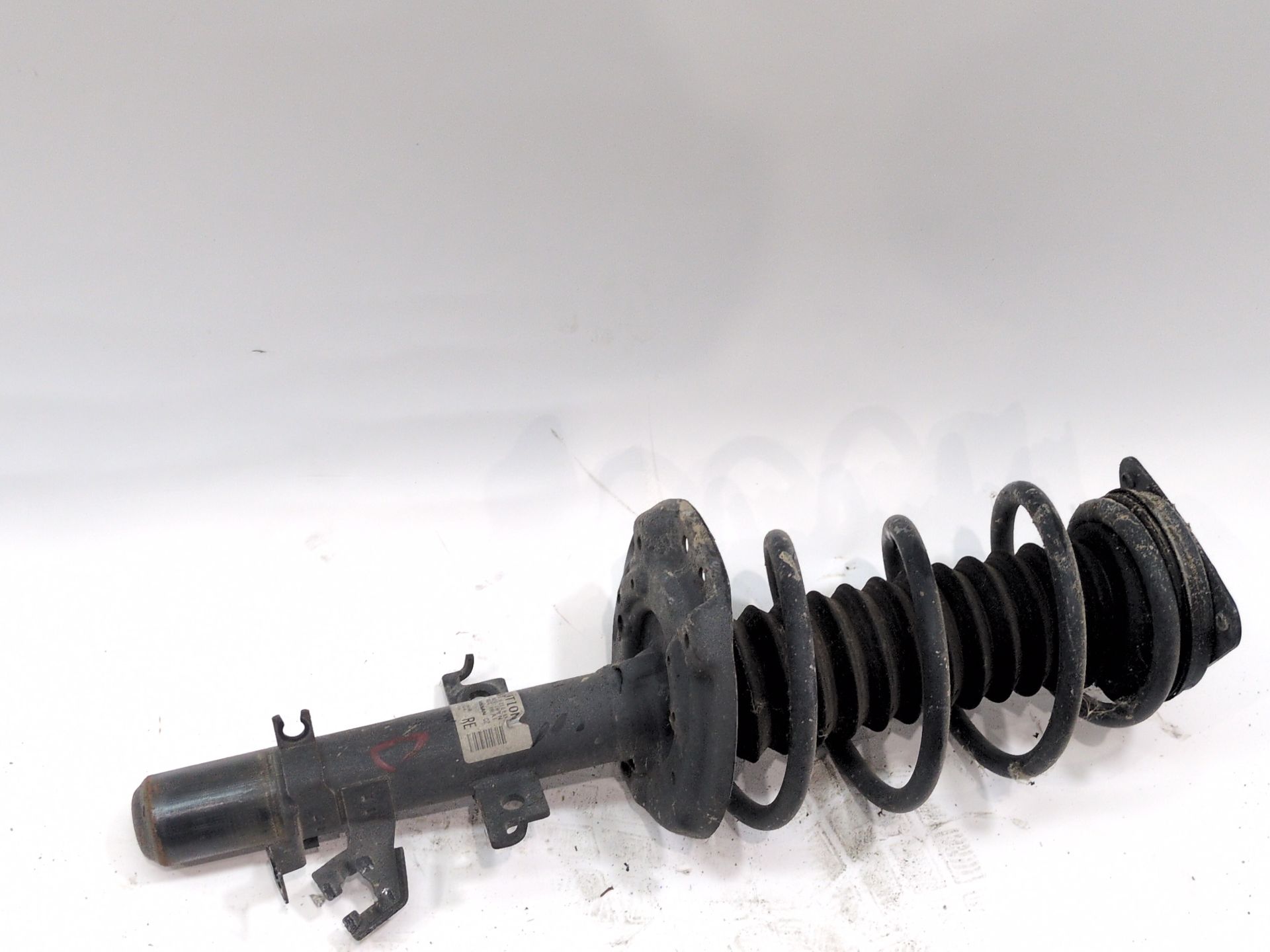 amortiguador_delantero_derecho_54302_renault_kadjar_ha_hl_1_5_blue_dci_115