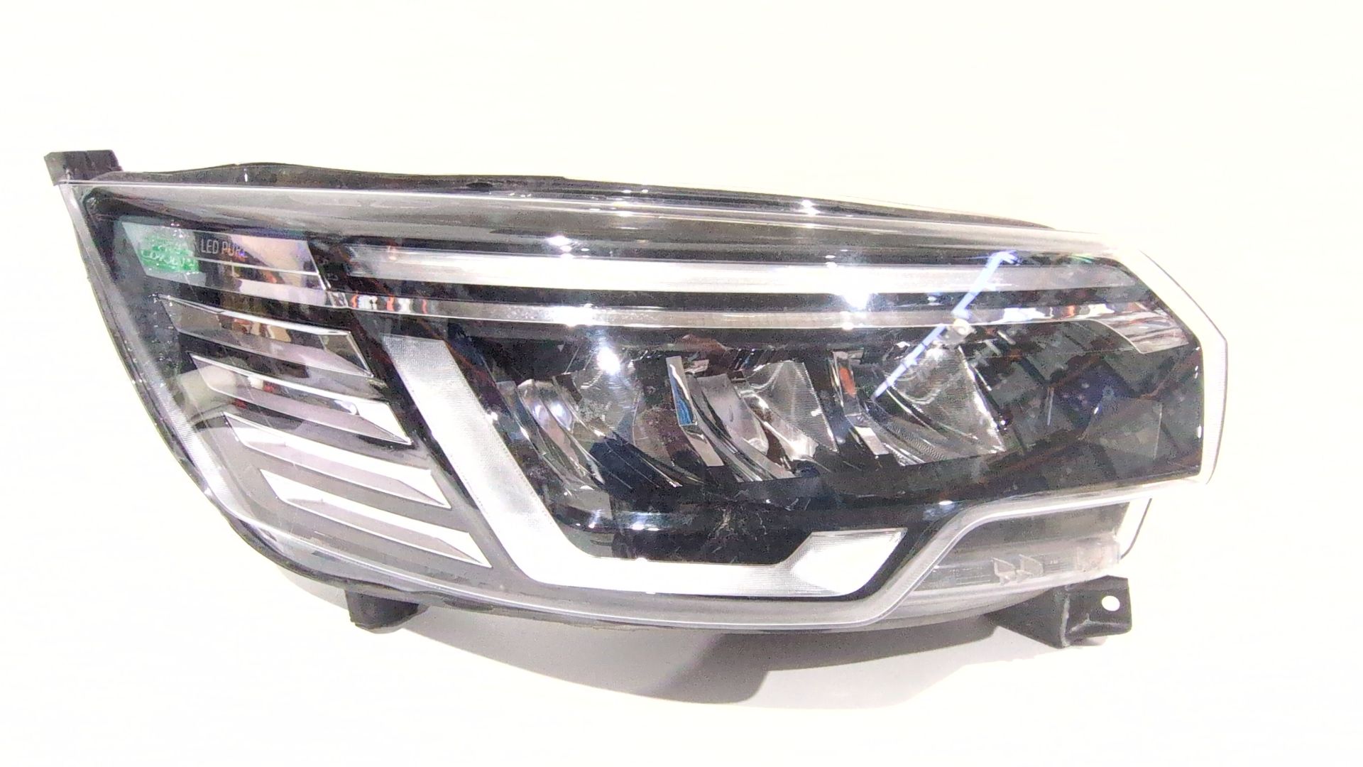 faro_derecho_260102899r_led_pure_vision_renault_trafic_iii_autobus_jg_2_0_dci_150_jgmu