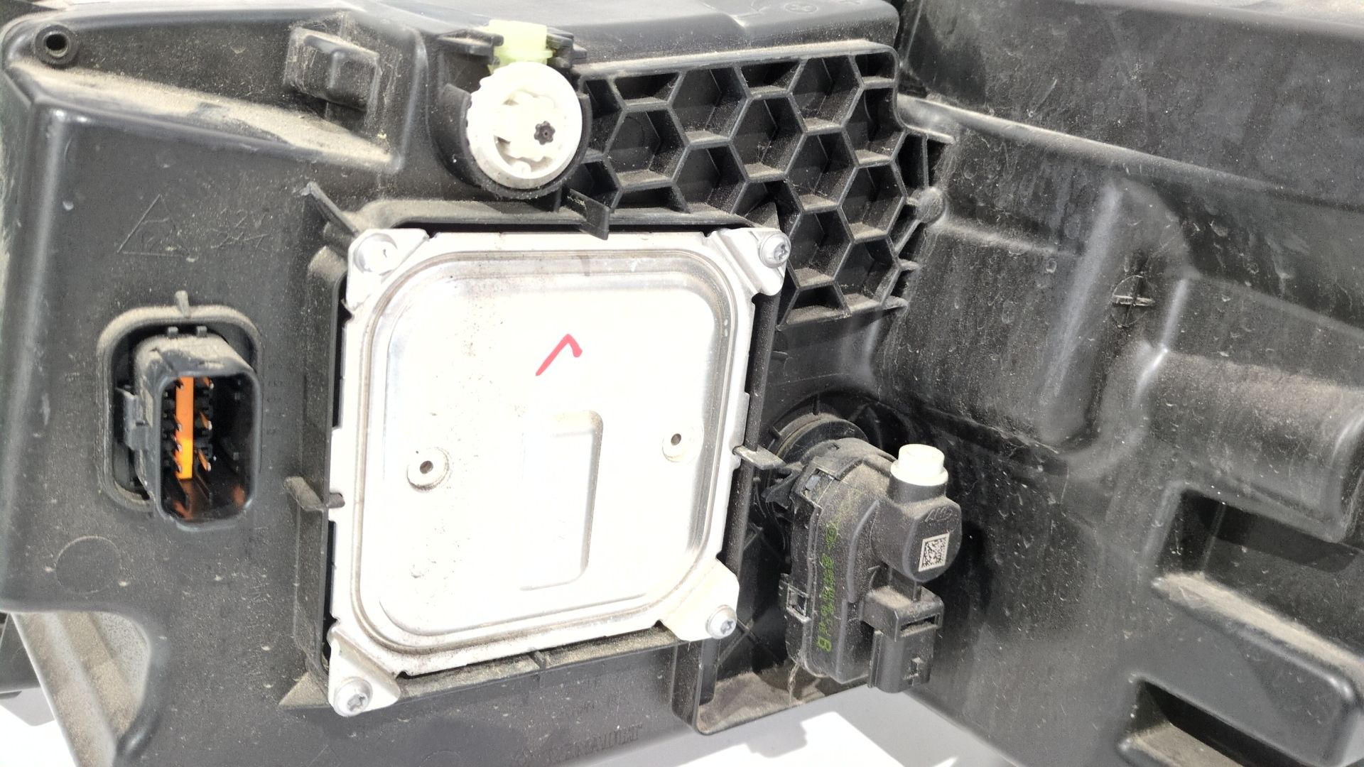 faro_derecho_260102899r_led_pure_vision_renault_trafic_iii_autobus_jg_2_0_dci_150_jgmu