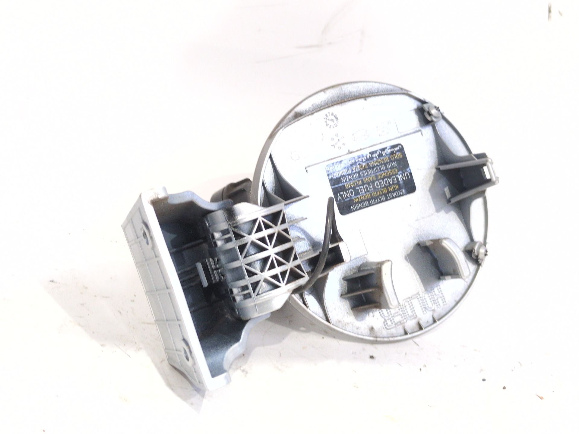 tapa_exterior_combustible_69510c7000_hyundai_i20_ii_gb_ib_1_2