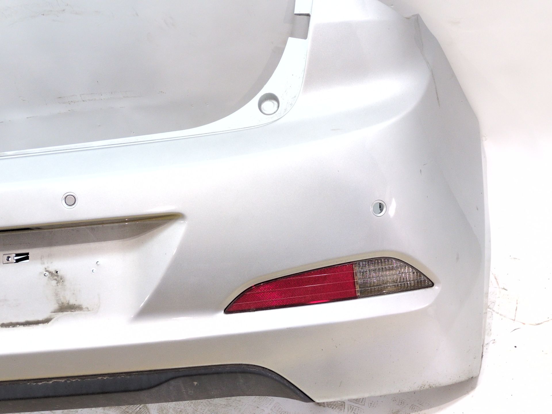paragolpes_trasero_sin_referencia_hyundai_i20_ii_gb_ib_1_2