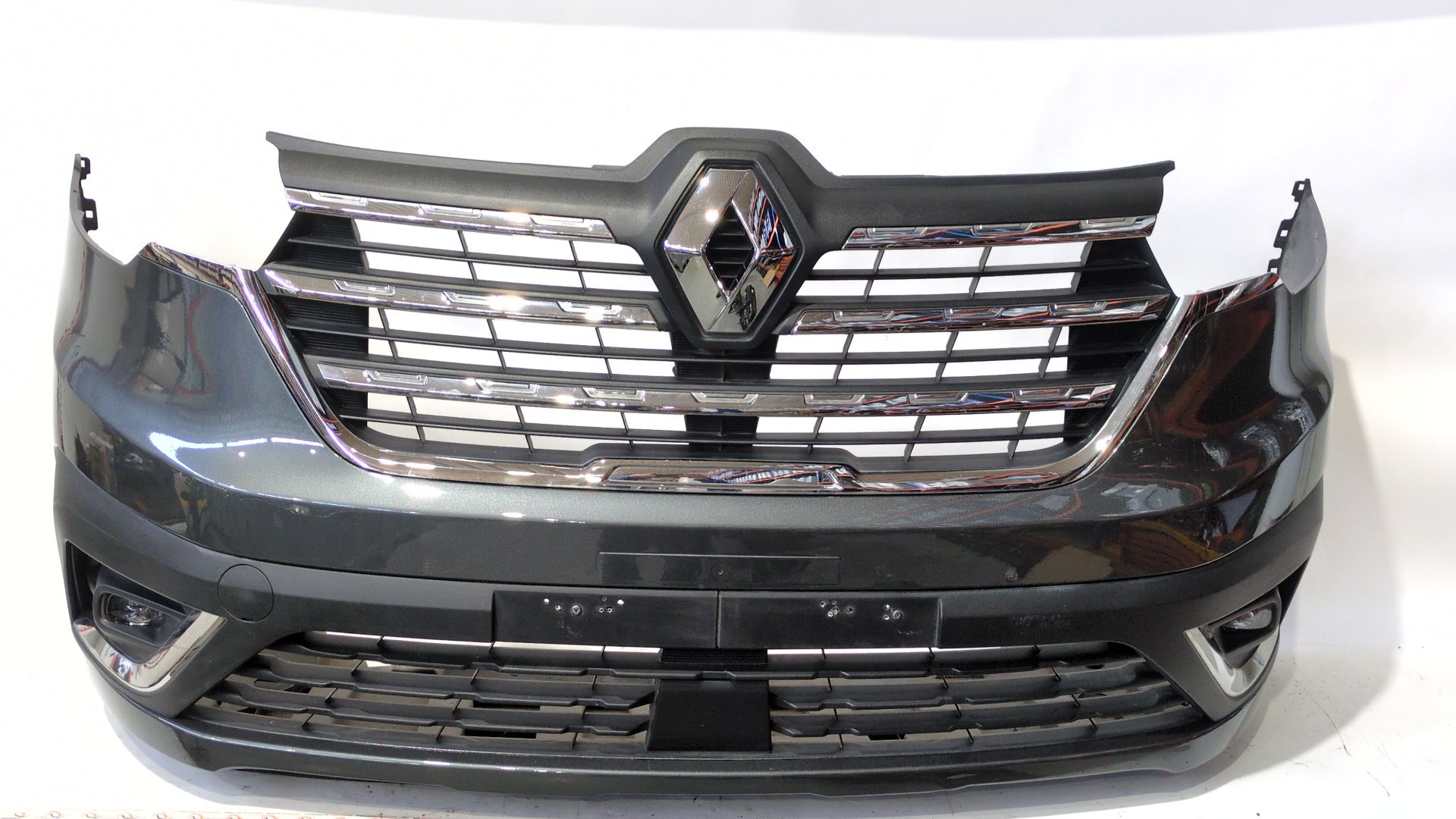 paragolpes_delantero_620225857r_renault_trafic_iii_autobus_jg_2_0_dci_150_jgmu