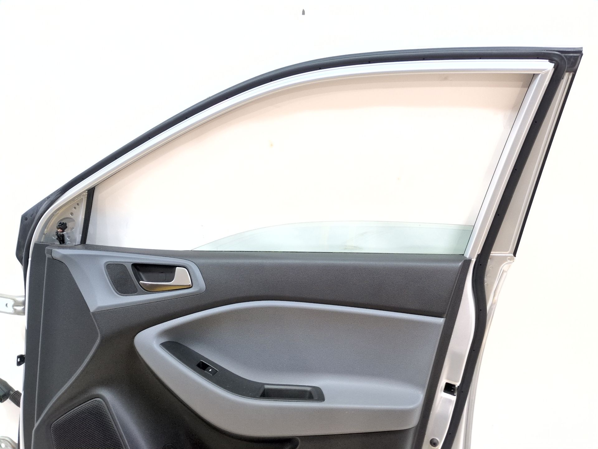 puerta_delantera_derecha_sin_referencia_hyundai_i20_ii_gb_ib_1_2