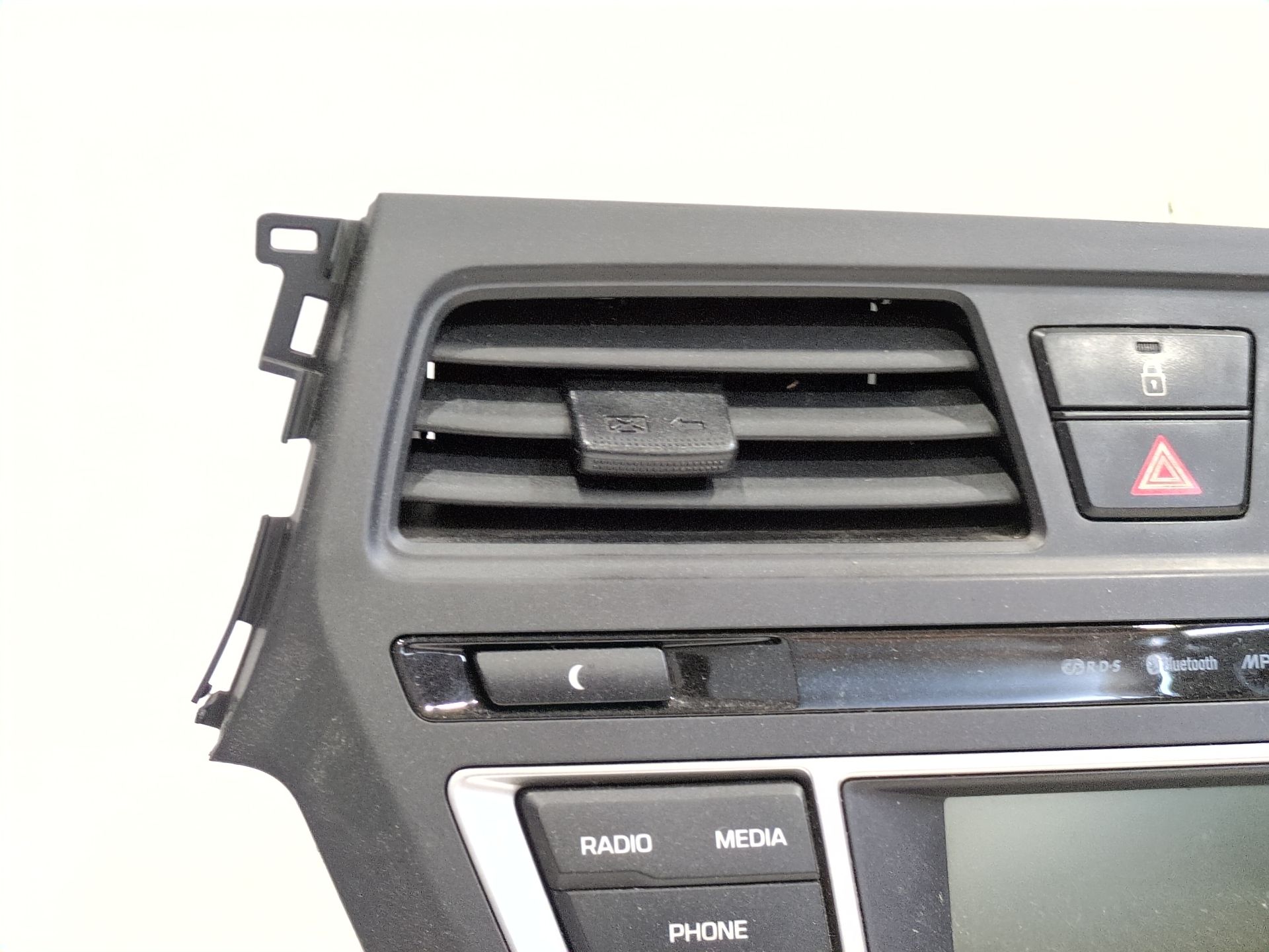 sistema_audio_radio_cd_96170c8050rdr_hyundai_i20_ii_gb_ib_1_2