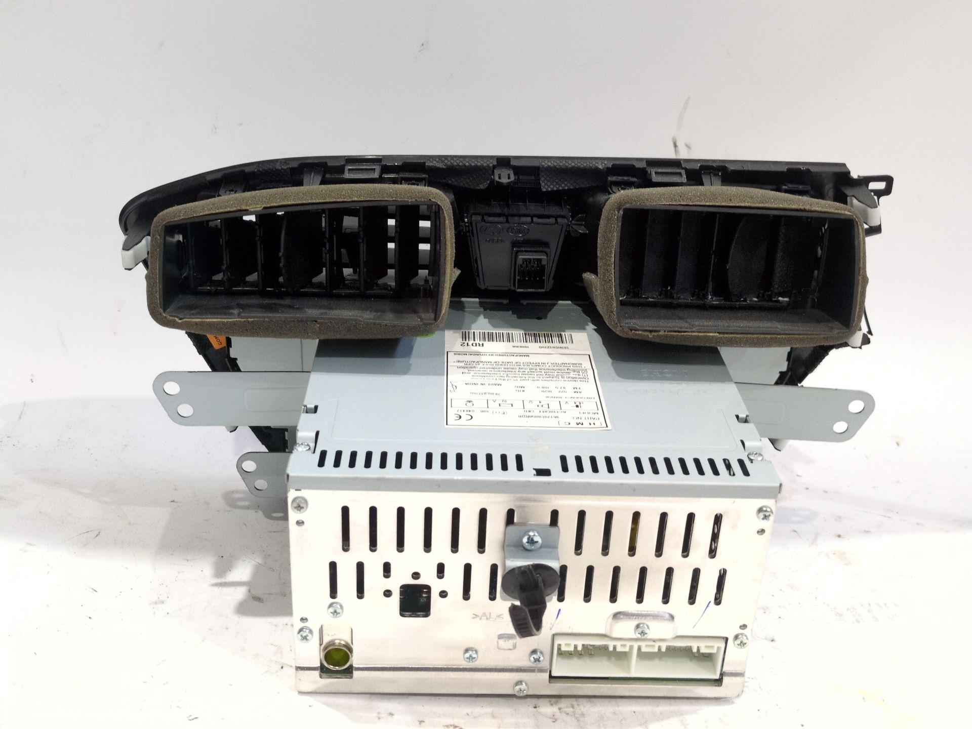 sistema_audio_radio_cd_96170c8050rdr_hyundai_i20_ii_gb_ib_1_2