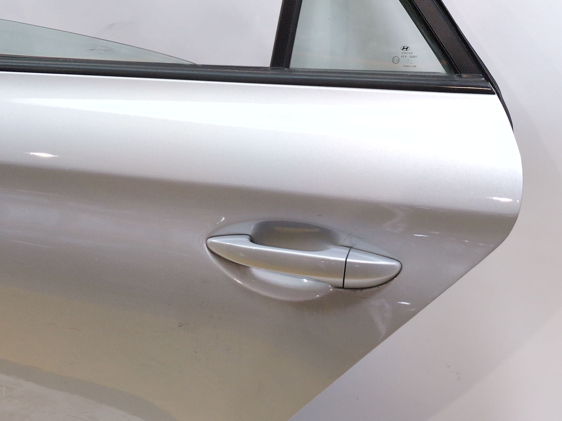 puerta_trasera_izquierda_77003c8000_hyundai_i20_ii_gb_ib_1_2