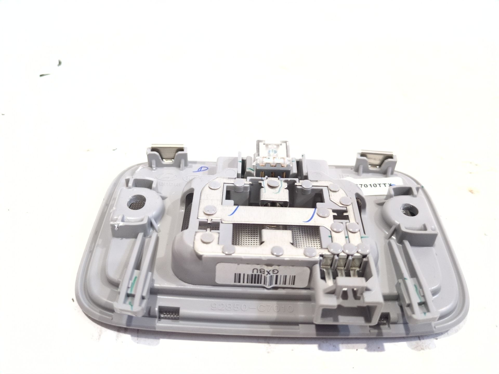 luz_interior_92850c7010ttx_hyundai_i20_ii_gb_ib_1_2