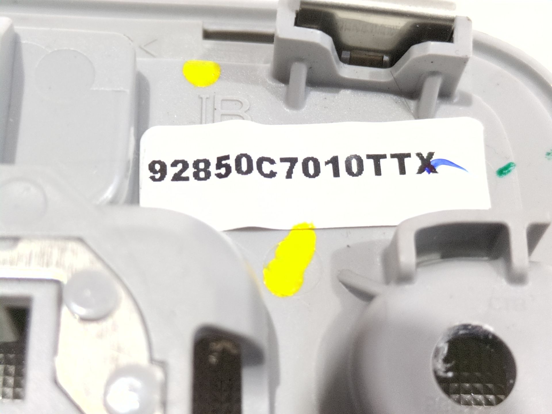 luz_interior_92850c7010ttx_hyundai_i20_ii_gb_ib_1_2