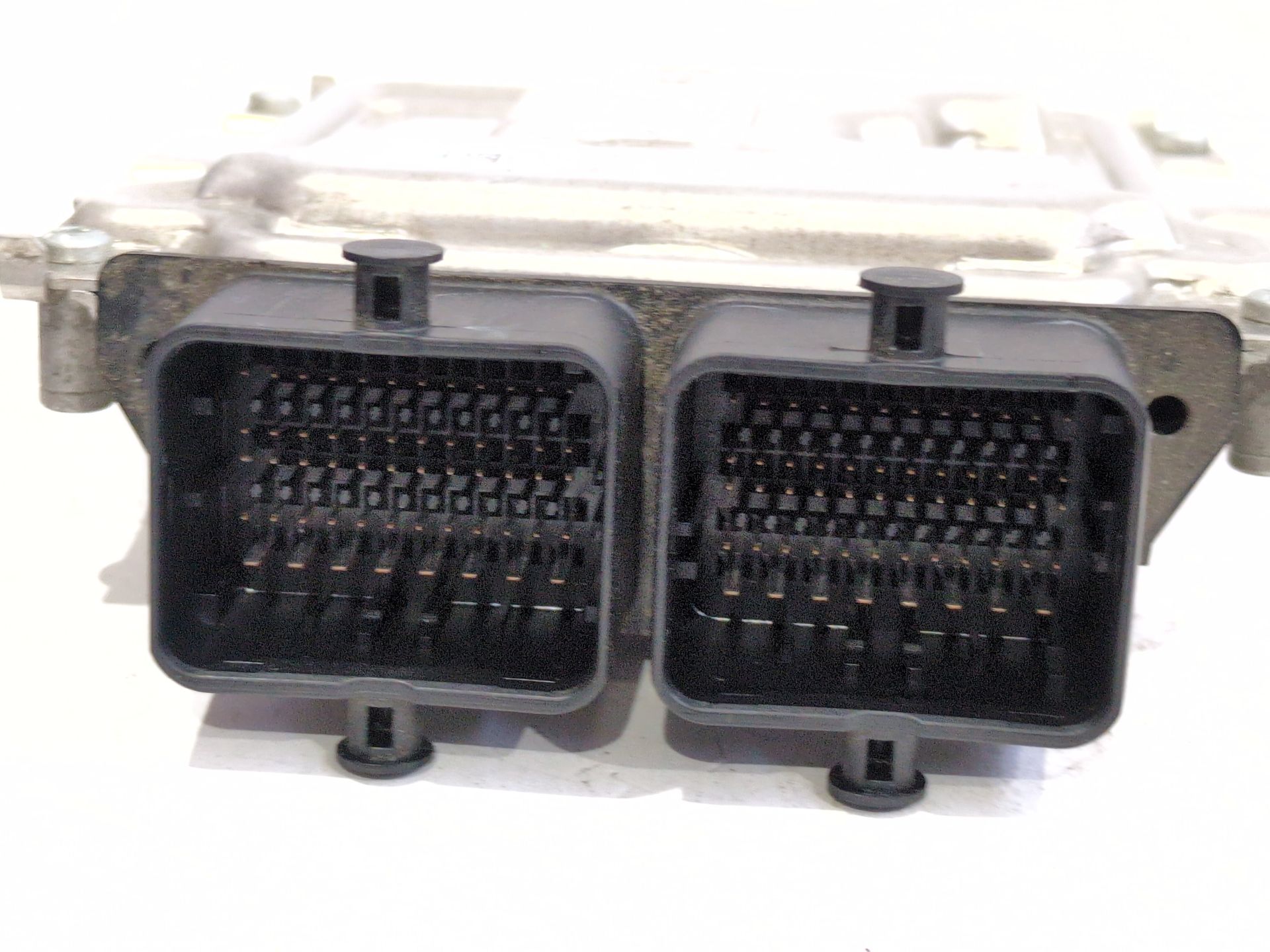 centralita_motor_uce_0261s10773_hyundai_i20_ii_gb_ib_1_2