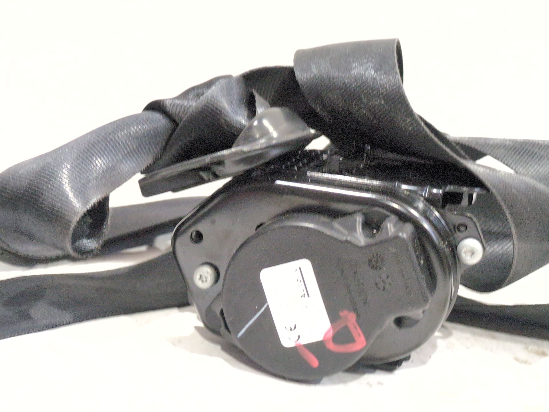 cinturon_seguridad_delantero_izquierdo_88810c8000try_hyundai_i20_ii_gb_ib_1_2