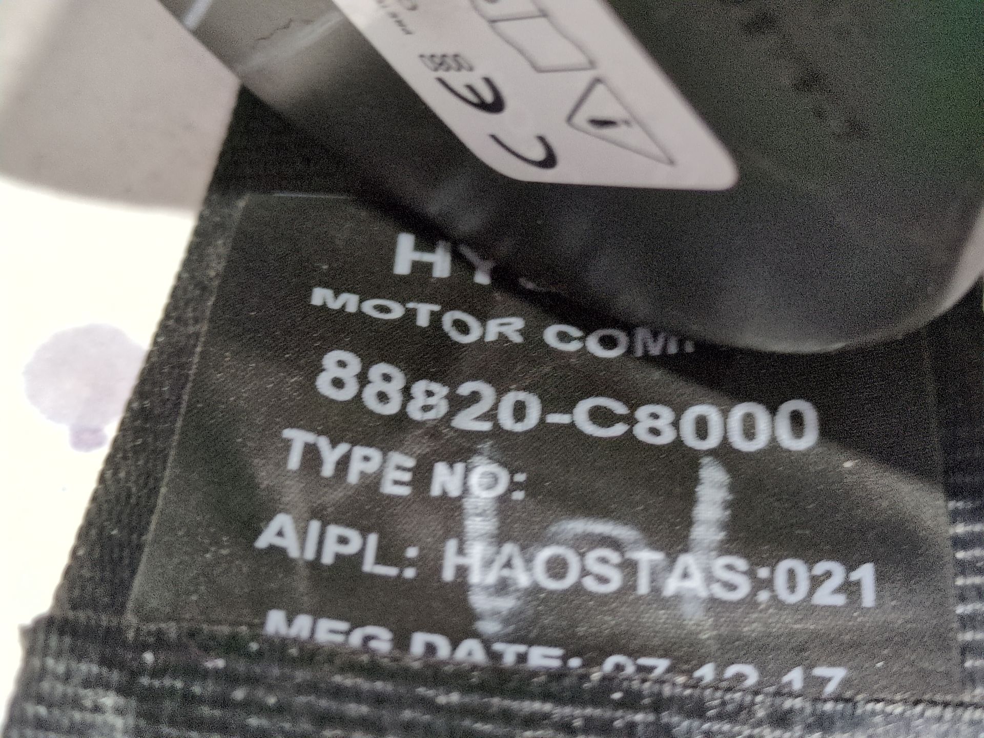 cinturon_seguridad_delantero_derecho_88820c8000_hyundai_i20_ii_gb_ib_1_2