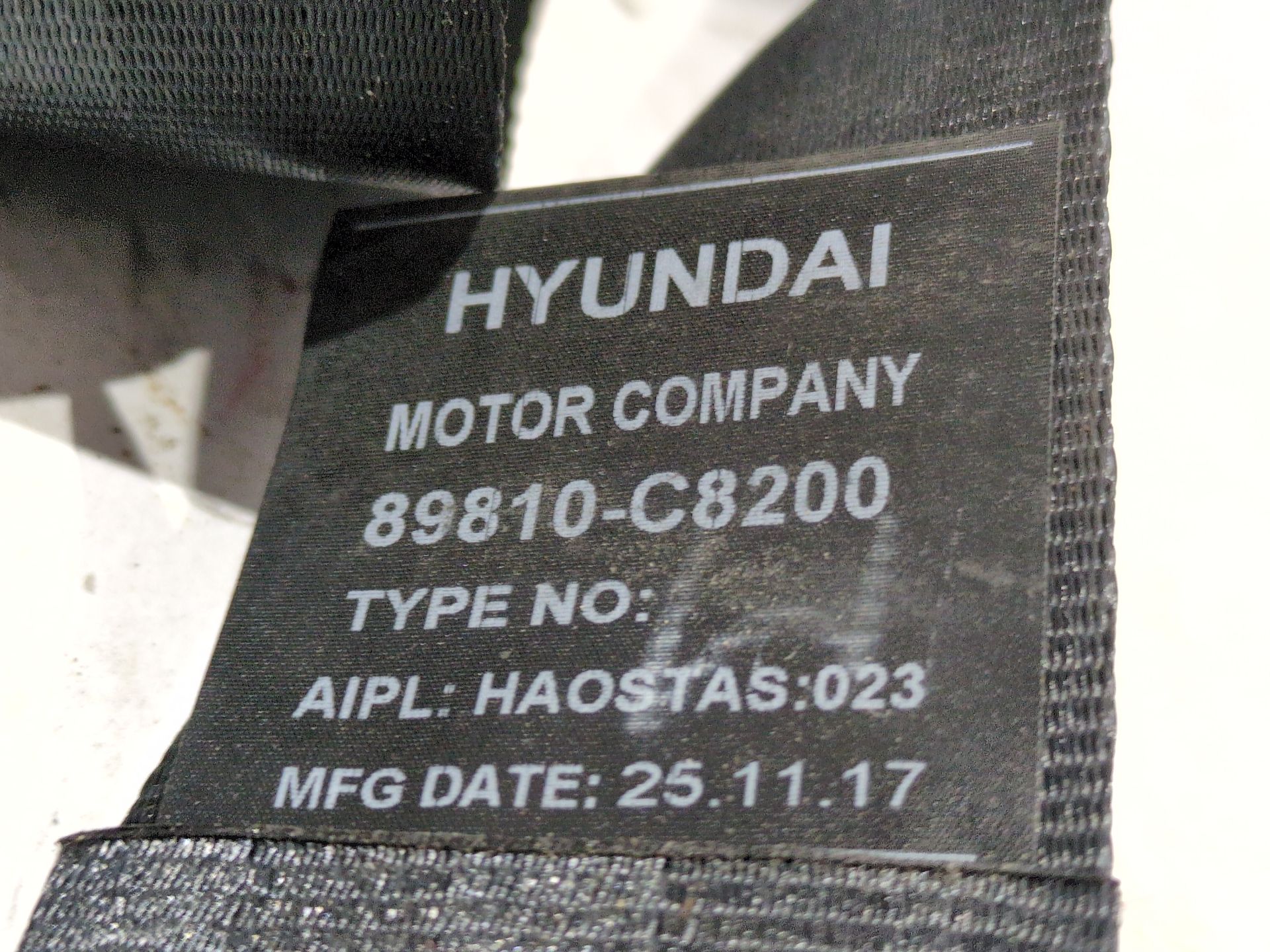 cinturon_seguridad_trasero_izquierdo_89810c8200_hyundai_i20_ii_gb_ib_1_2