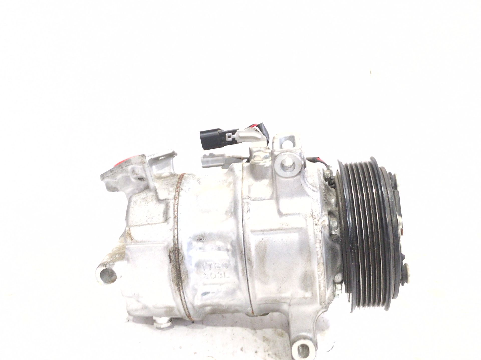 compresor_a_a_926002410r_renault_megane_iv_hatchback_b9a_m_n_1_5_blue_dci_95_b9a2