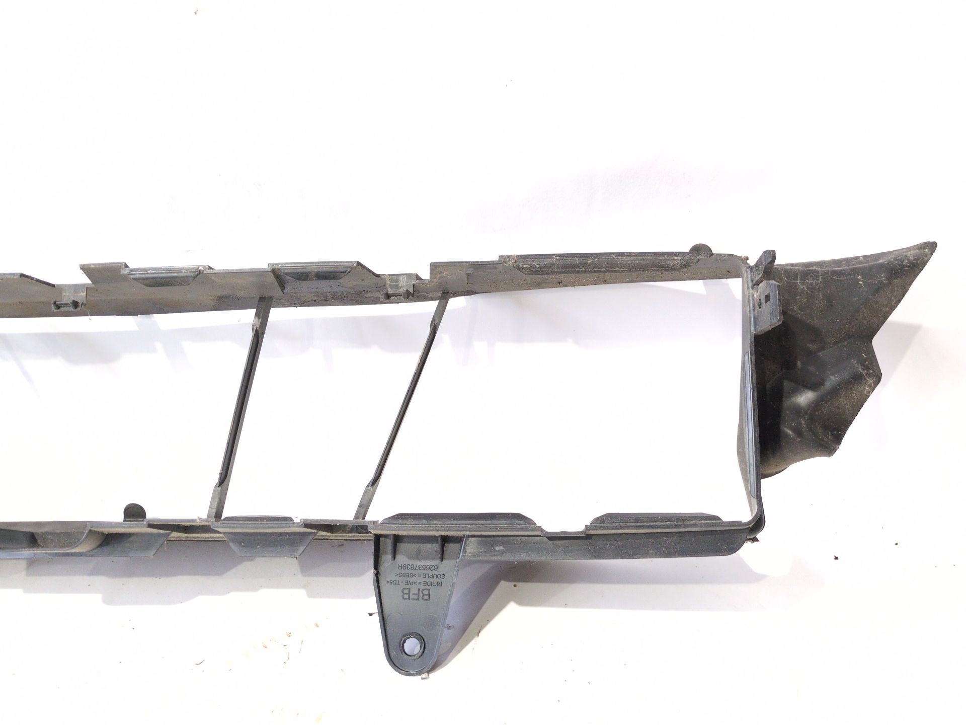 entrada_aire_626537839r_renault_megane_iv_hatchback_b9a_m_n_1_5_blue_dci_95_b9a2