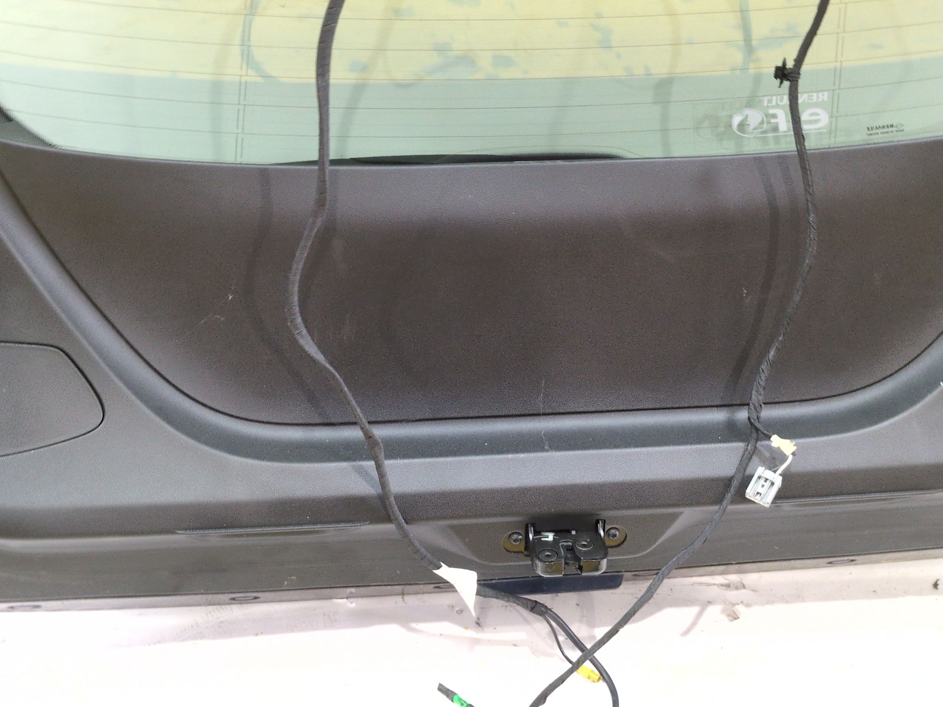 porton_trasero_901007547r_blue_cosmos_terpr_renault_megane_iv_hatchback_b9a_m_n_1_5_blue_dci_95_b9a2