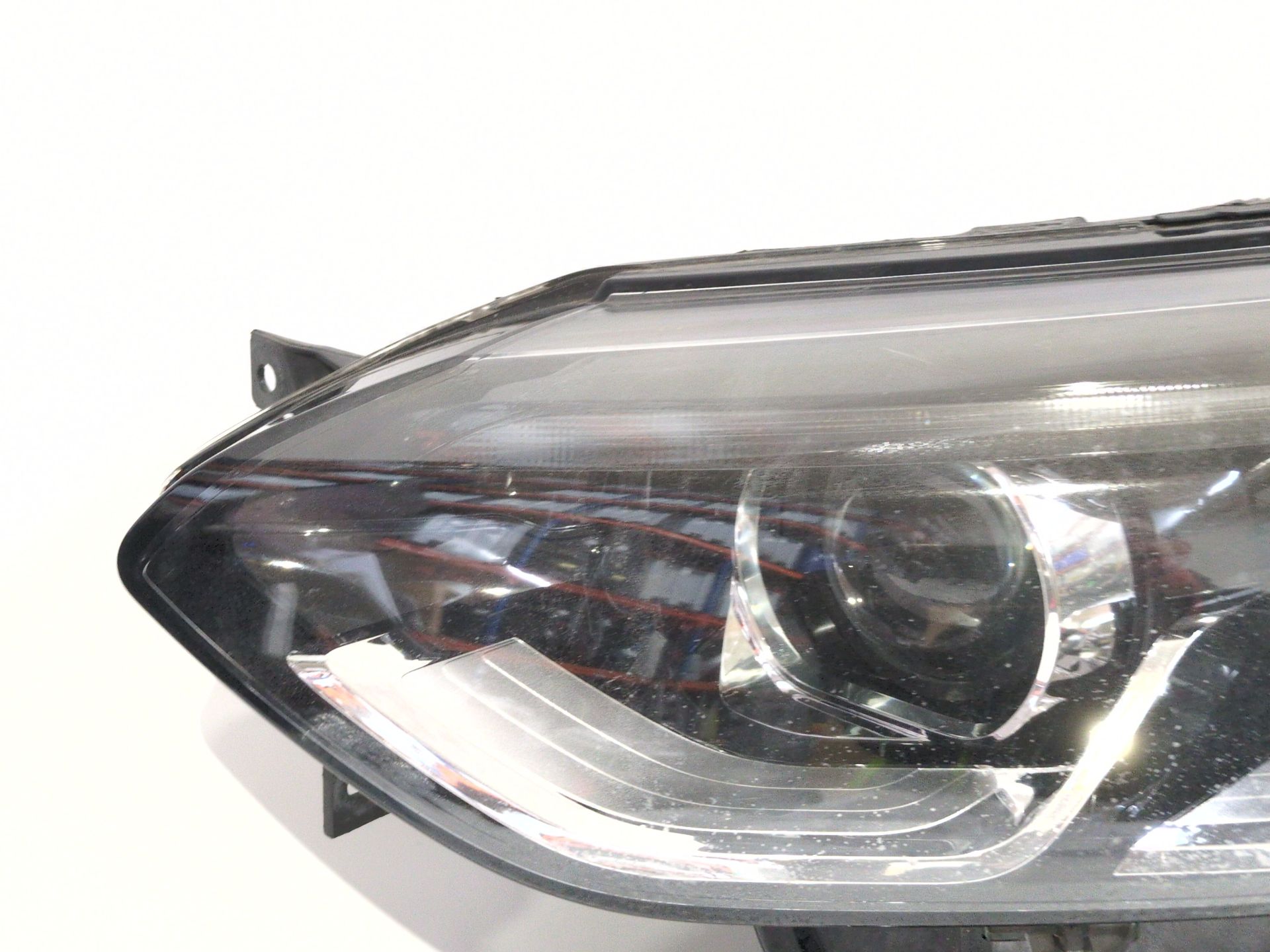 faro_izquierdo_260602792r_renault_megane_iv_hatchback_b9a_m_n_1_5_blue_dci_95_b9a2