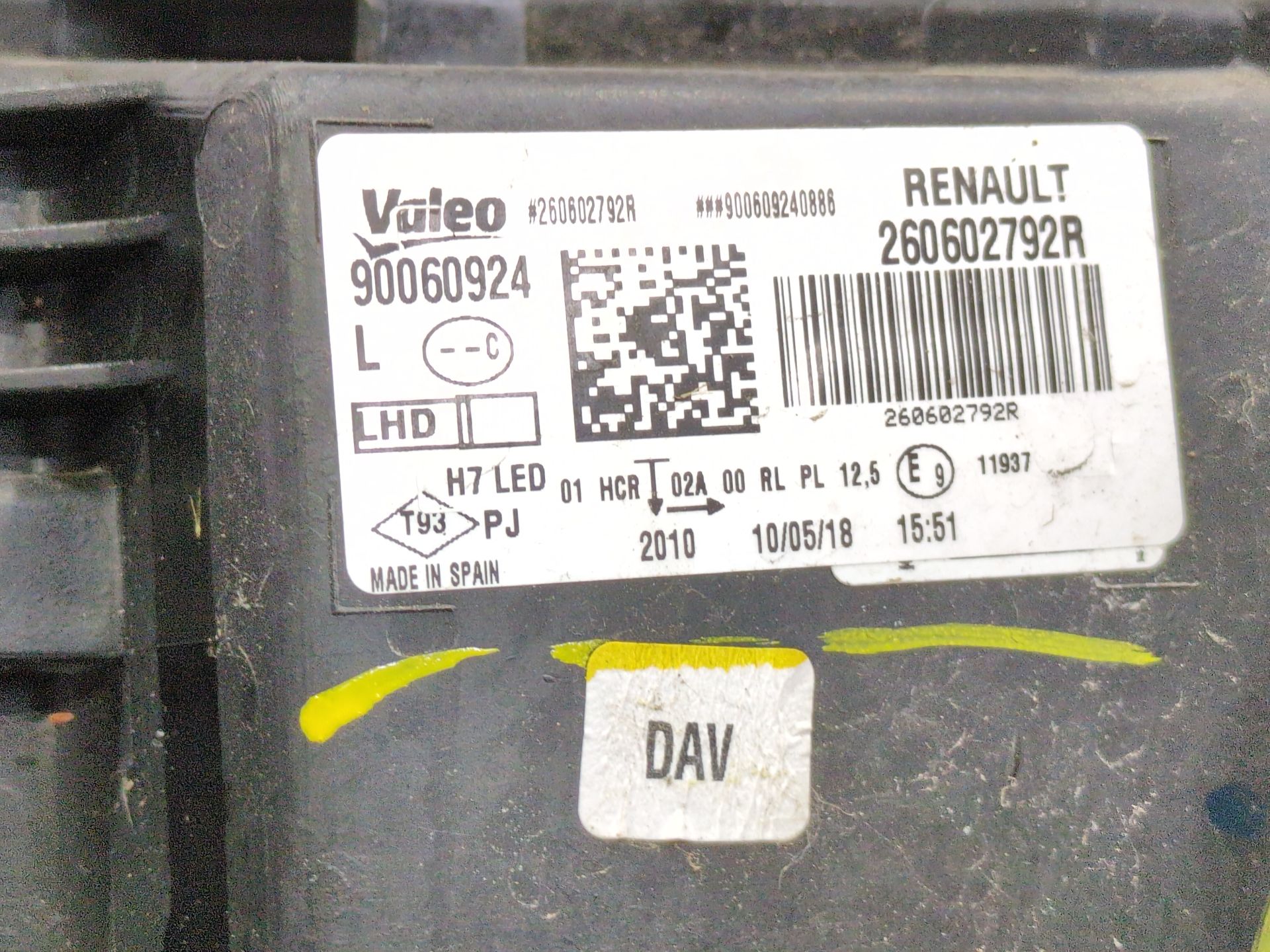 faro_izquierdo_260602792r_renault_megane_iv_hatchback_b9a_m_n_1_5_blue_dci_95_b9a2