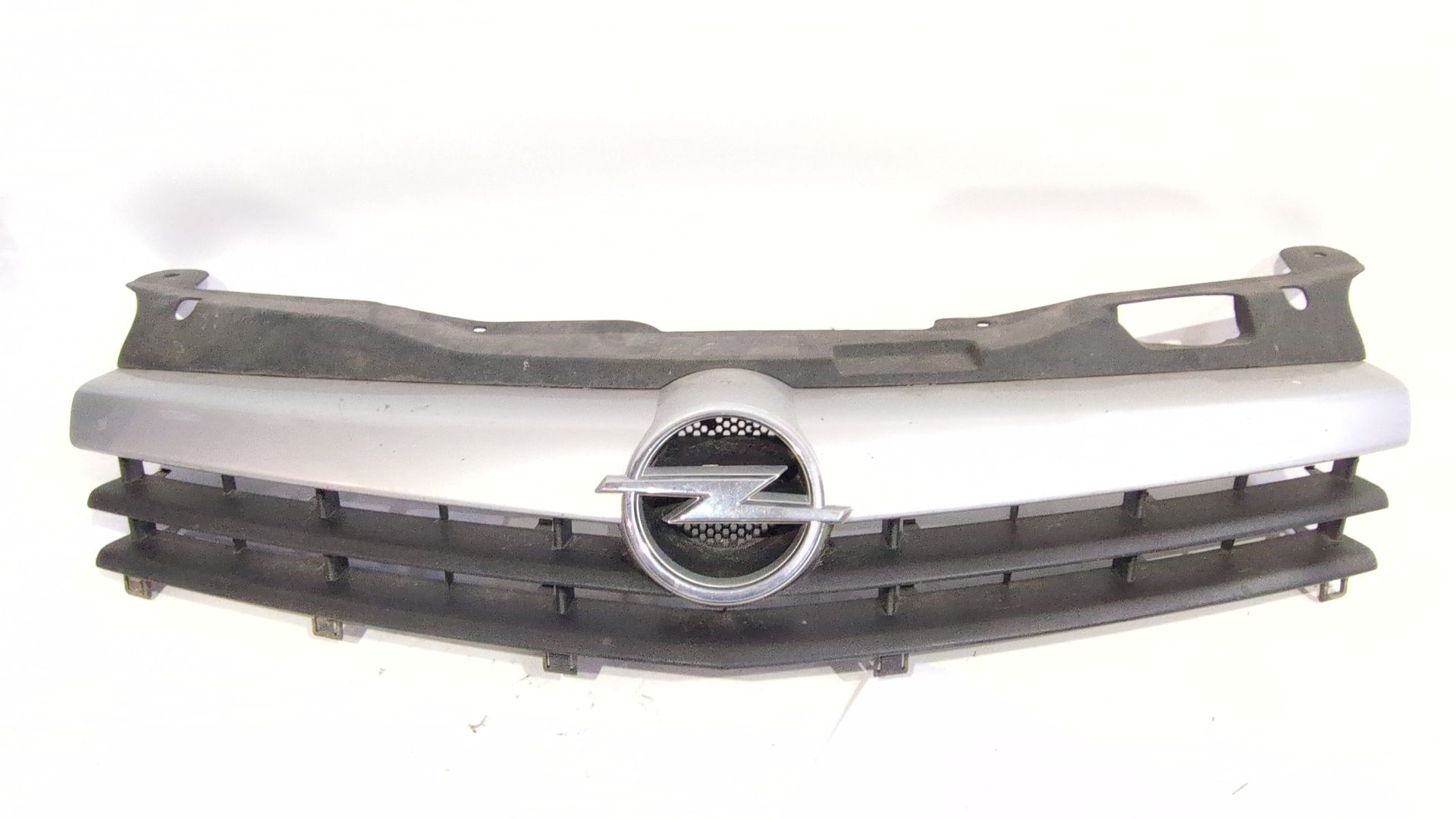 calandra_delantera_de_radiador_13241968_13241965_opel_astra_h_gtc_a04_1_7_cdti_l08