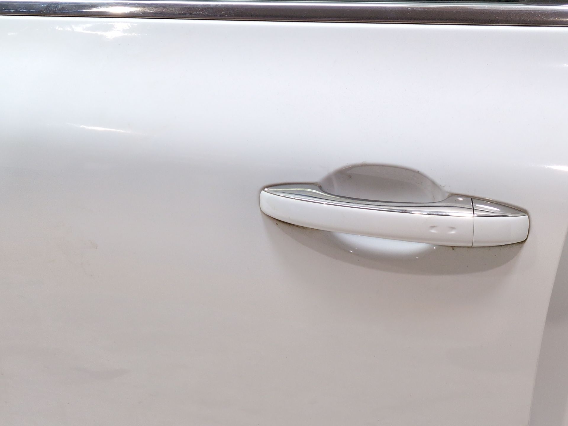 puerta_delantera_izquierda_801018159r_ice_white_bc_ov369_renault_talisman_lp_2_0_blue_dci_200_lpal