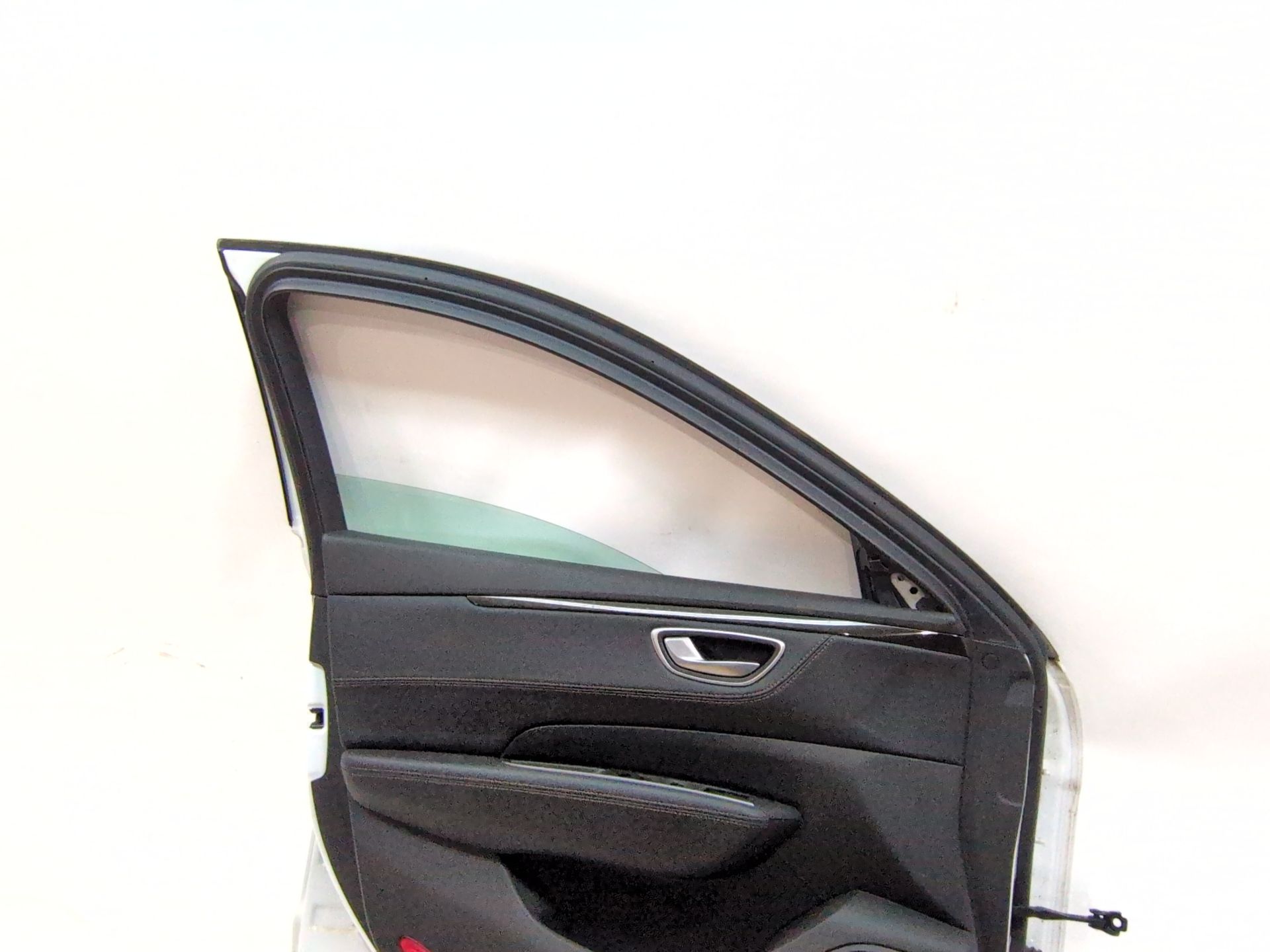 puerta_delantera_izquierda_801018159r_ice_white_bc_ov369_renault_talisman_lp_2_0_blue_dci_200_lpal