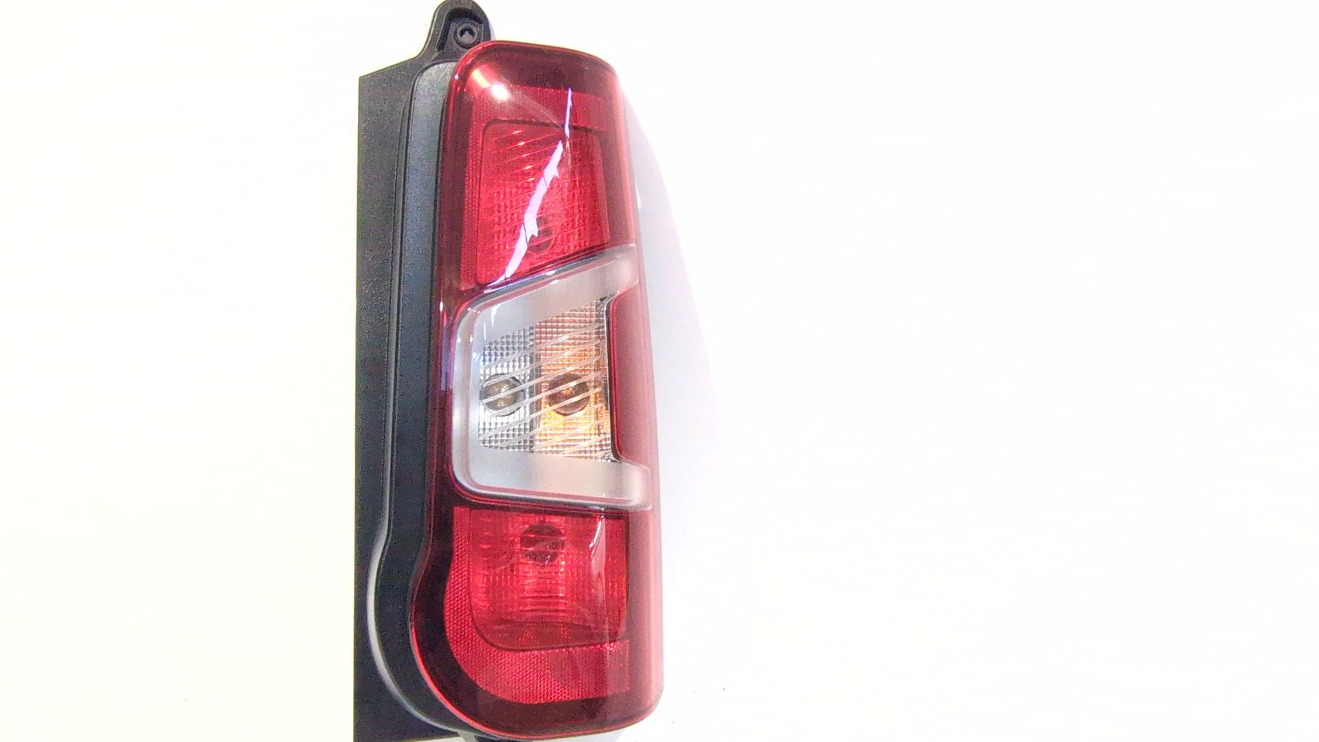 piloto_trasero_derecho_9820554880_citr_n_berlingo_berlingo_first_furgoneta_monovolumen_m_1_6_hdi_92