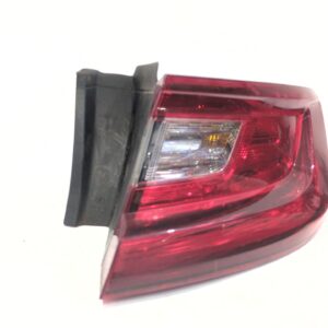 piloto_trasero_derecho_exterior_sin_referencia_renault_megane_iv_hatchback_b9a_m_n_1_5_blue_dci_95_b9a2