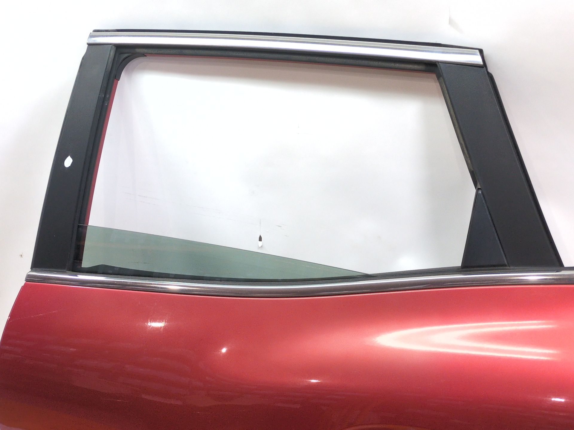 puerta_trasera_izquierda_821016878r_red_flame_tennp_renault_kadjar_ha_hl_1_5_dci_110_hla3