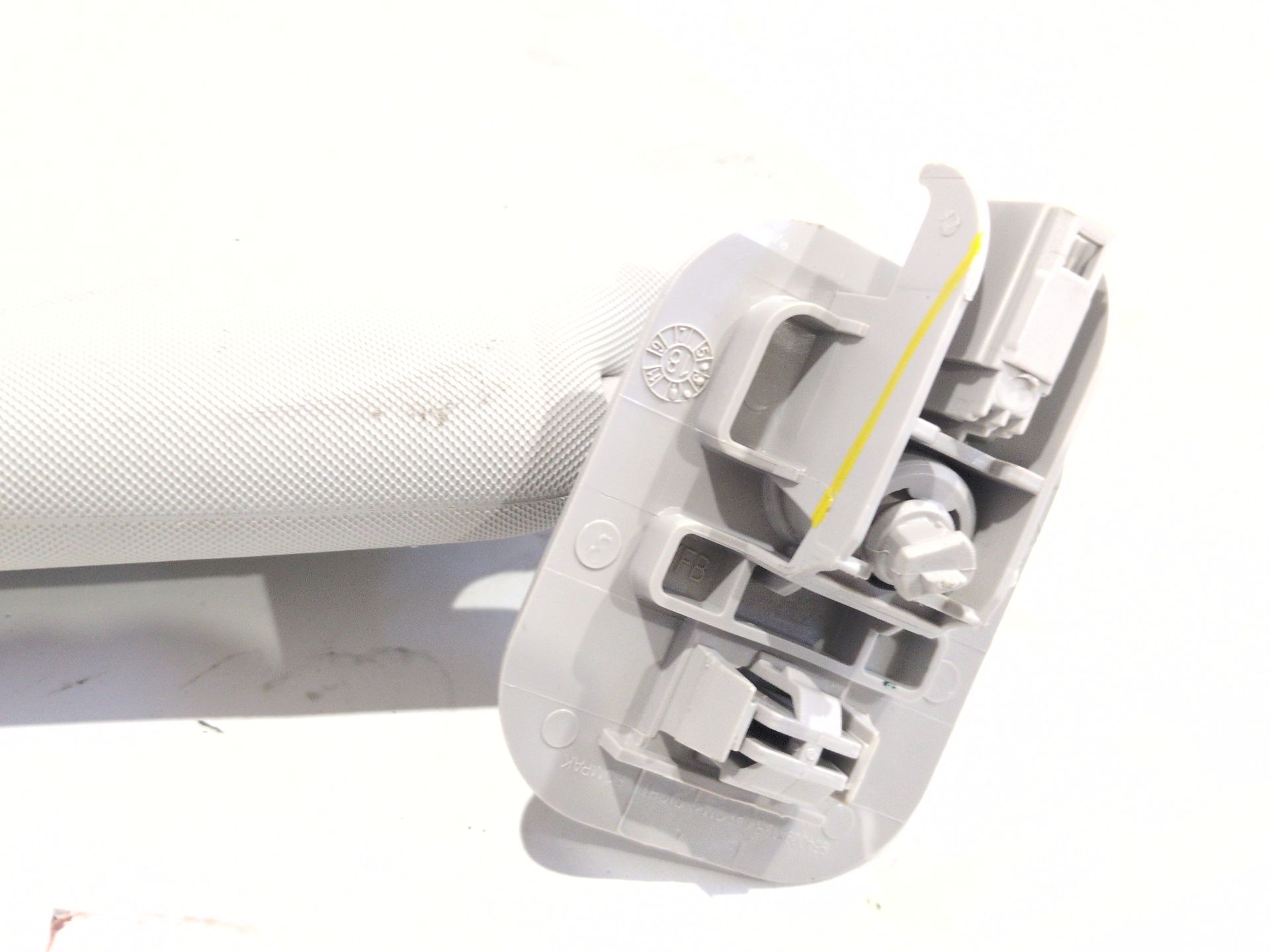 parasol_derecho_sin_referencia_renault_megane_iv_hatchback_b9a_m_n_1_5_blue_dci_95_b9a2