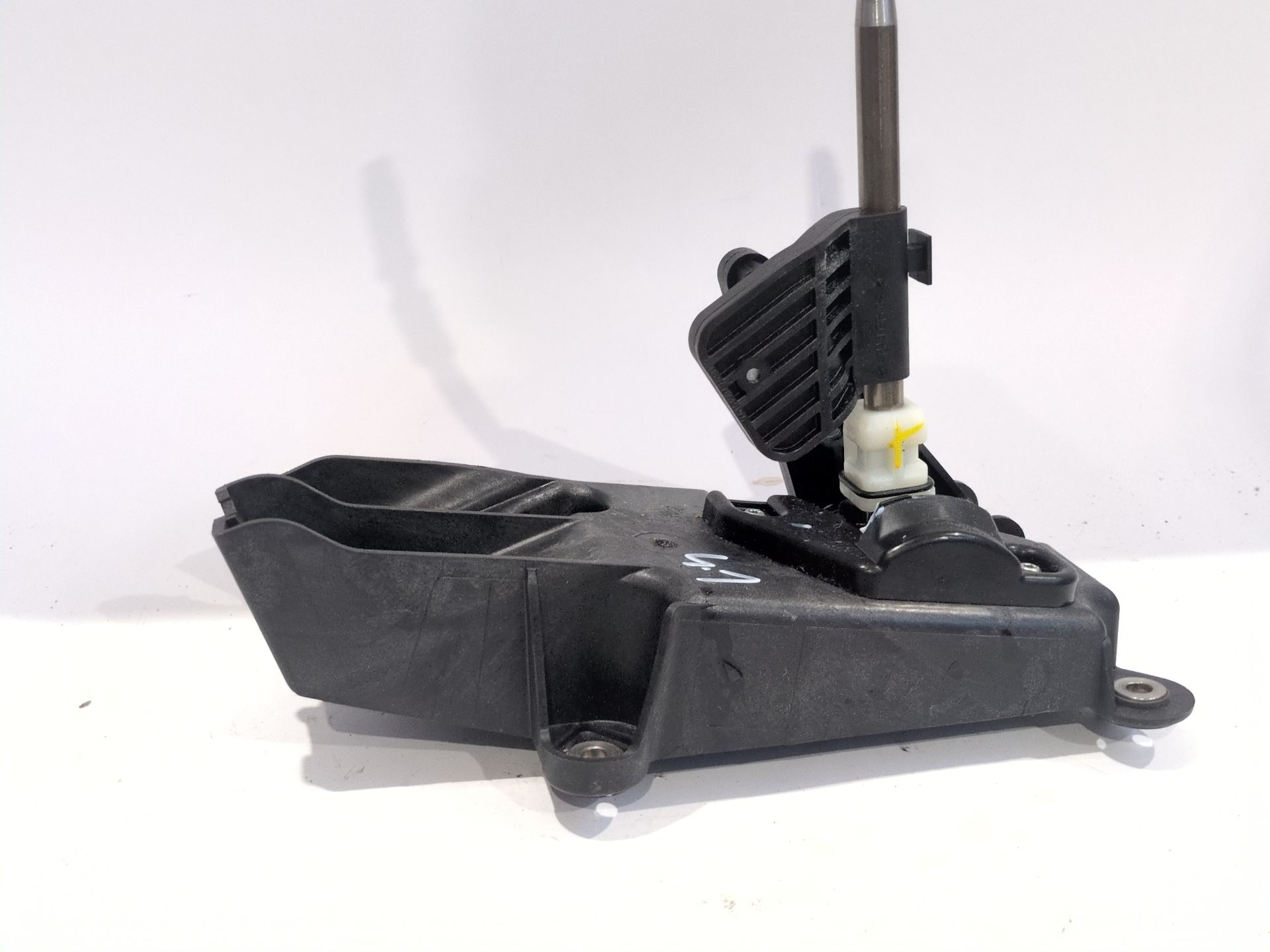 palanca_cambio_341042886r_renault_megane_iv_hatchback_b9a_m_n_1_5_blue_dci_95_b9a2