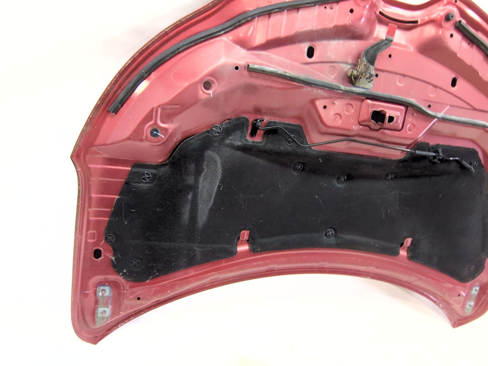 capot_651004019r_red_flame_tennp_renault_kadjar_ha_hl_1_5_dci_110_hla3