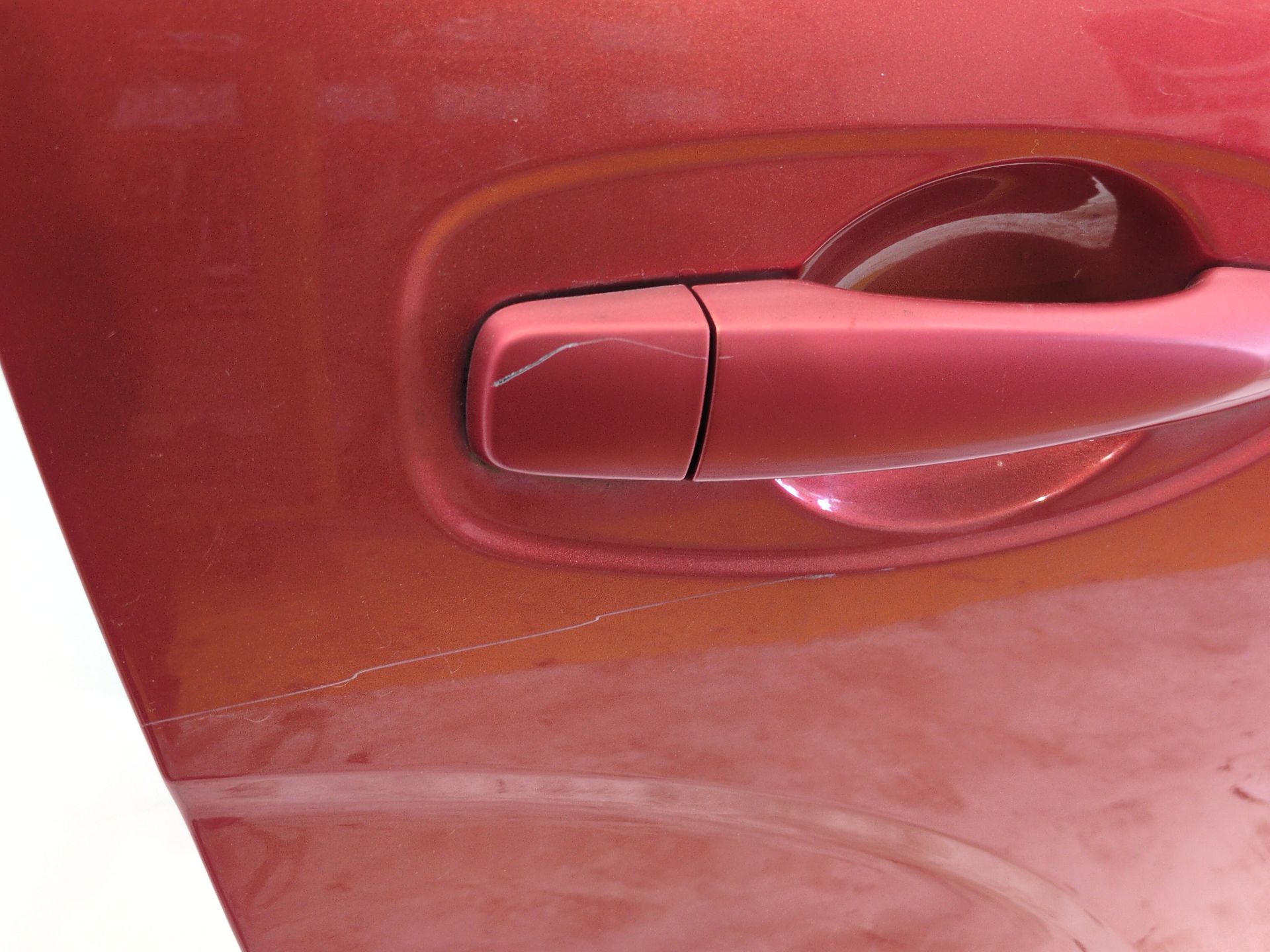 puerta_trasera_derecha_821000294r_red_flame_tennp_renault_kadjar_ha_hl_1_5_dci_110_hla3