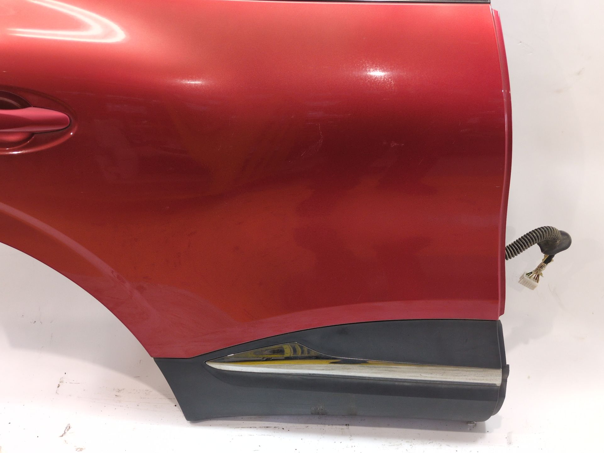 puerta_trasera_derecha_821000294r_red_flame_tennp_renault_kadjar_ha_hl_1_5_dci_110_hla3