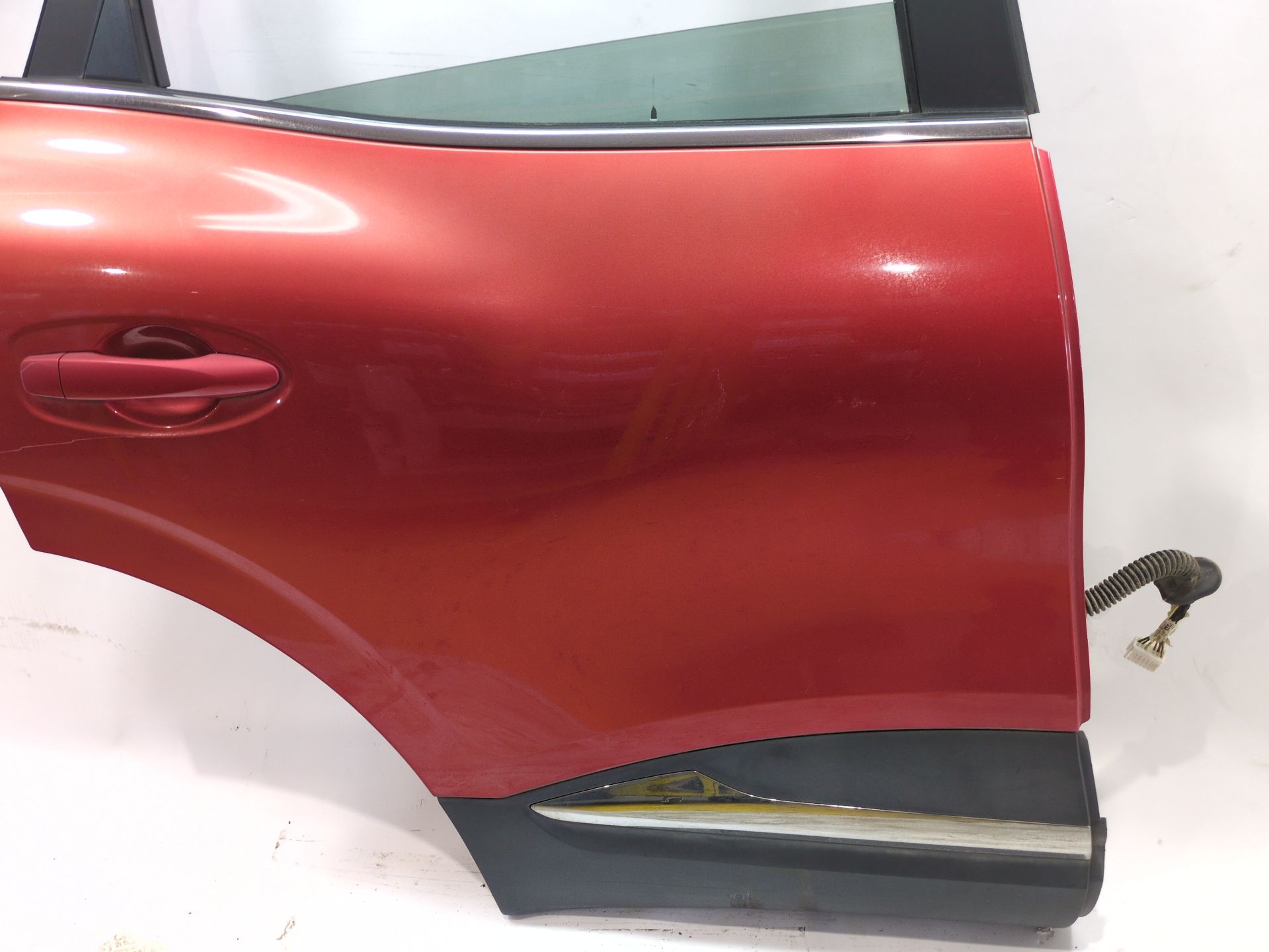 puerta_trasera_derecha_821000294r_red_flame_tennp_renault_kadjar_ha_hl_1_5_dci_110_hla3