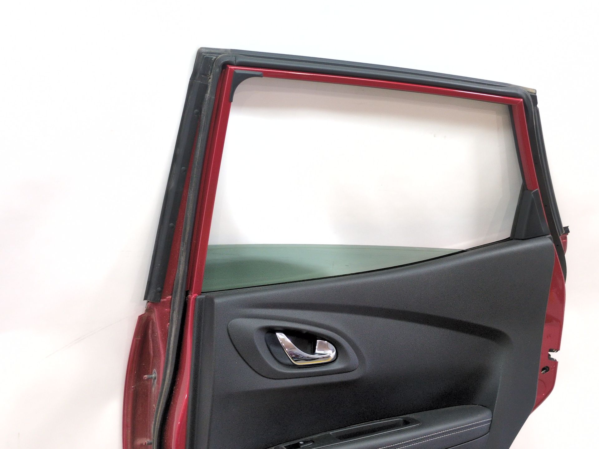 puerta_trasera_derecha_821000294r_red_flame_tennp_renault_kadjar_ha_hl_1_5_dci_110_hla3