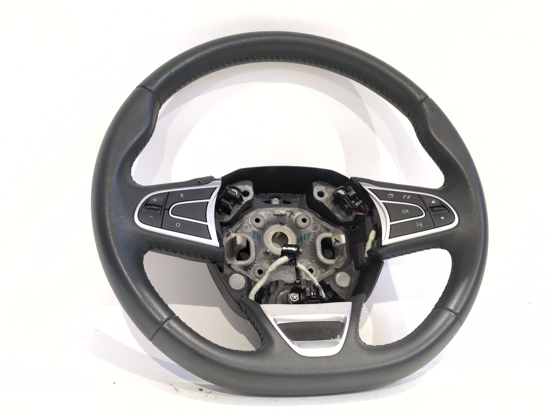 volante_484005825r_renault_megane_iv_hatchback_b9a_m_n_1_5_blue_dci_95_b9a2