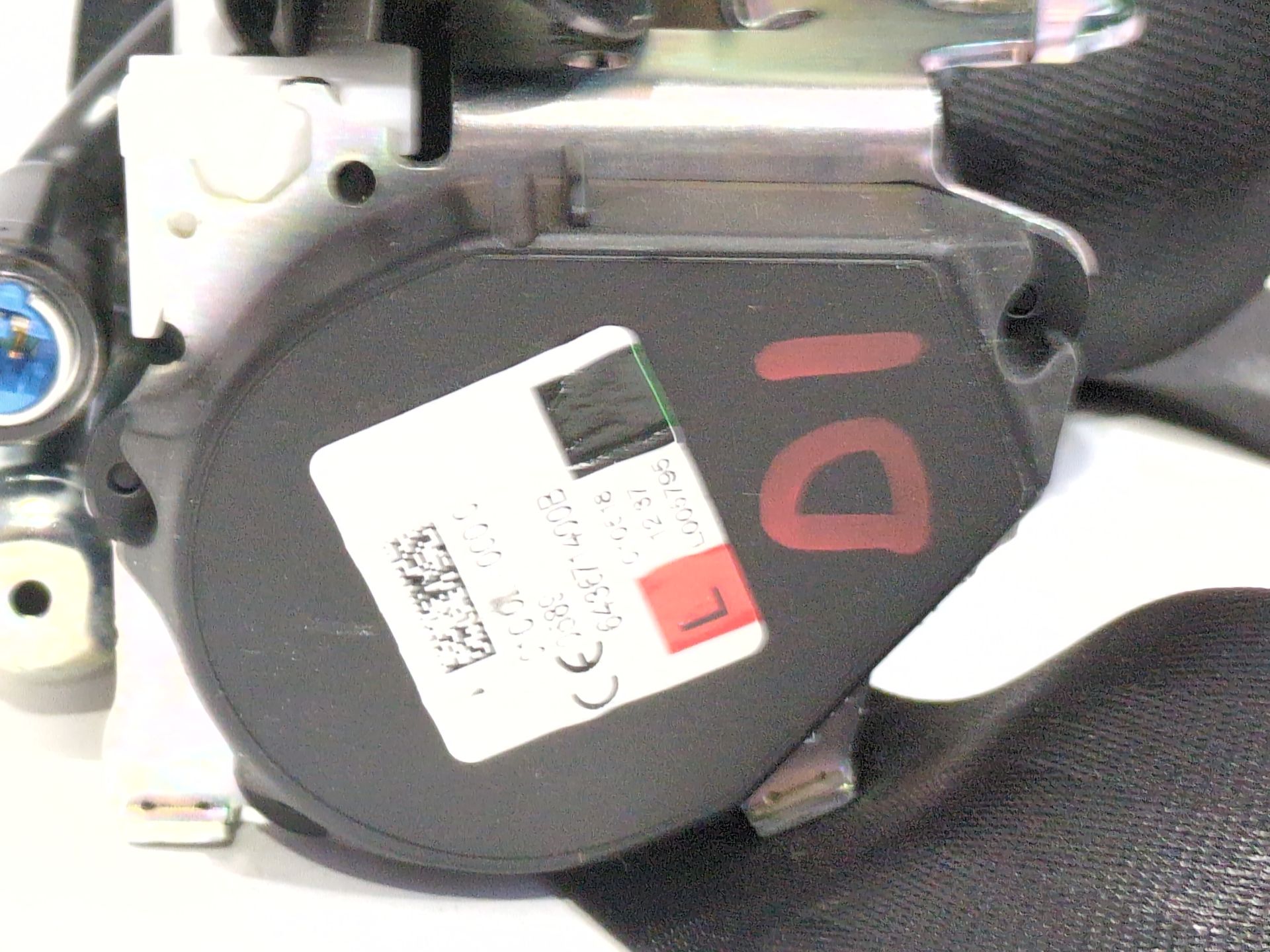 cinturon_seguridad_delantero_izquierdo_868852404r_renault_megane_iv_hatchback_b9a_m_n_1_5_blue_dci_95_b9a2