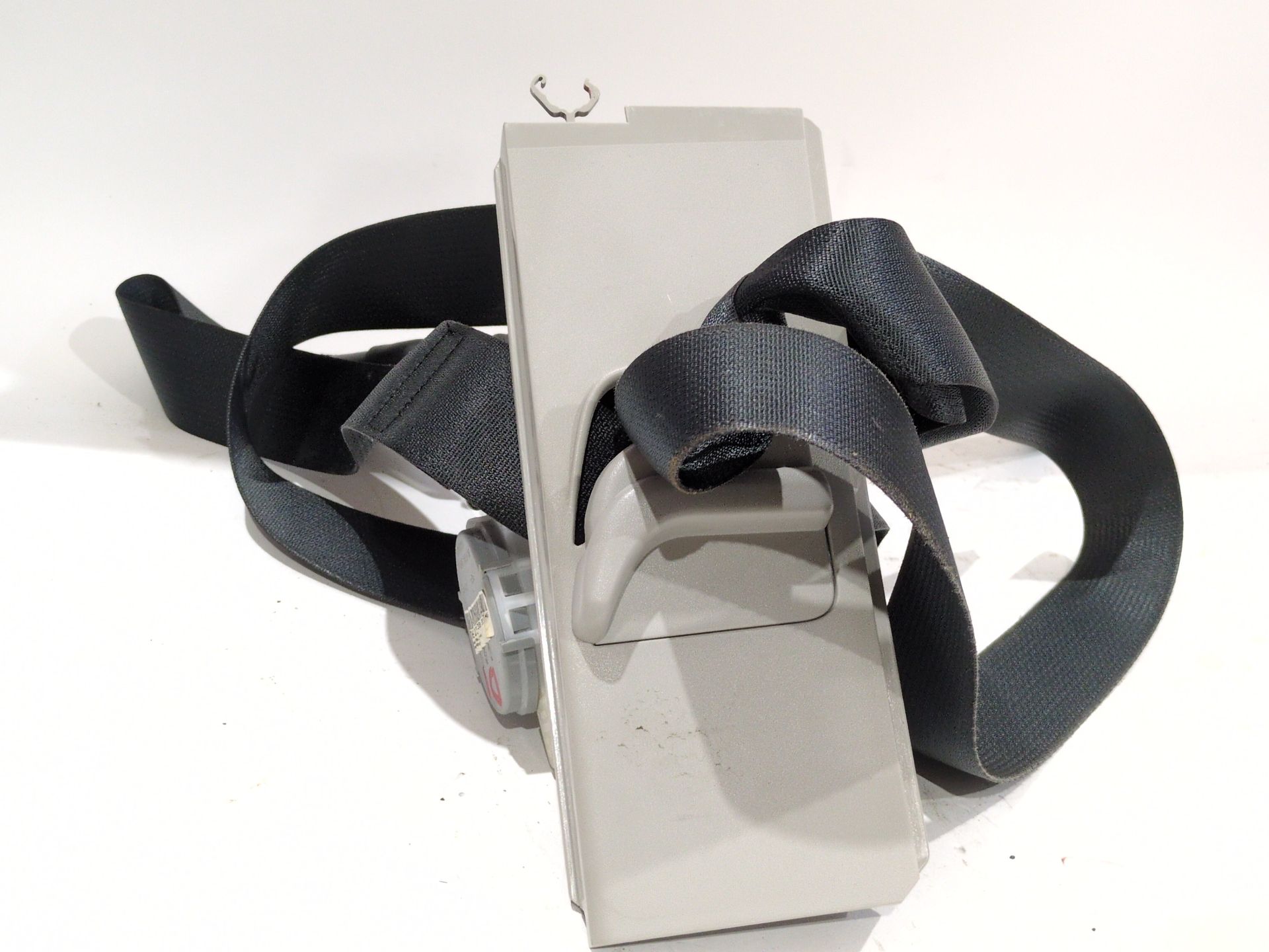 cinturon_seguridad_delantero_izquierdo_868840584r_renault_kadjar_ha_hl_1_5_dci_110_hla3