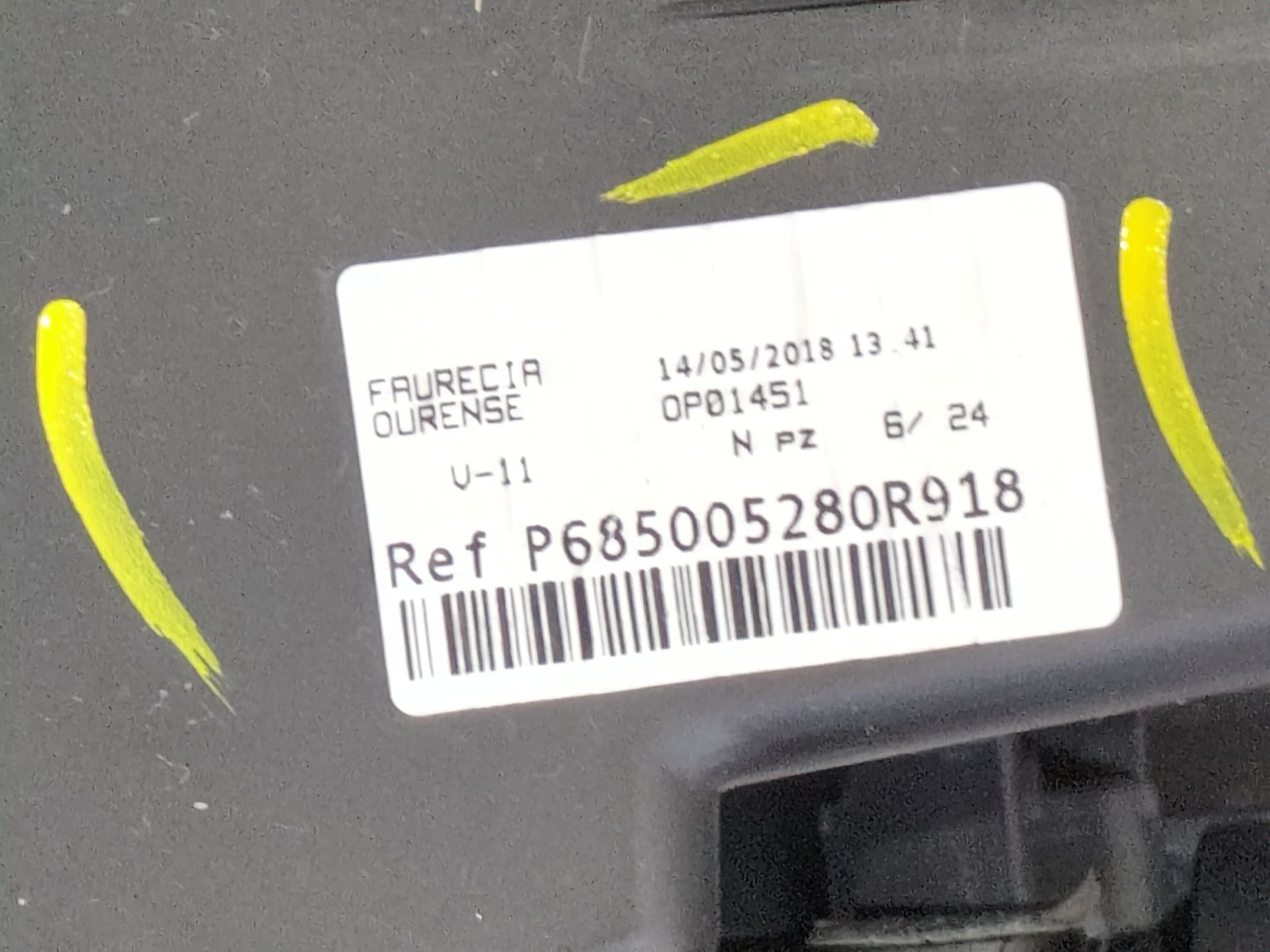 guantera_685005280r_renault_megane_iv_hatchback_b9a_m_n_1_5_blue_dci_95_b9a2