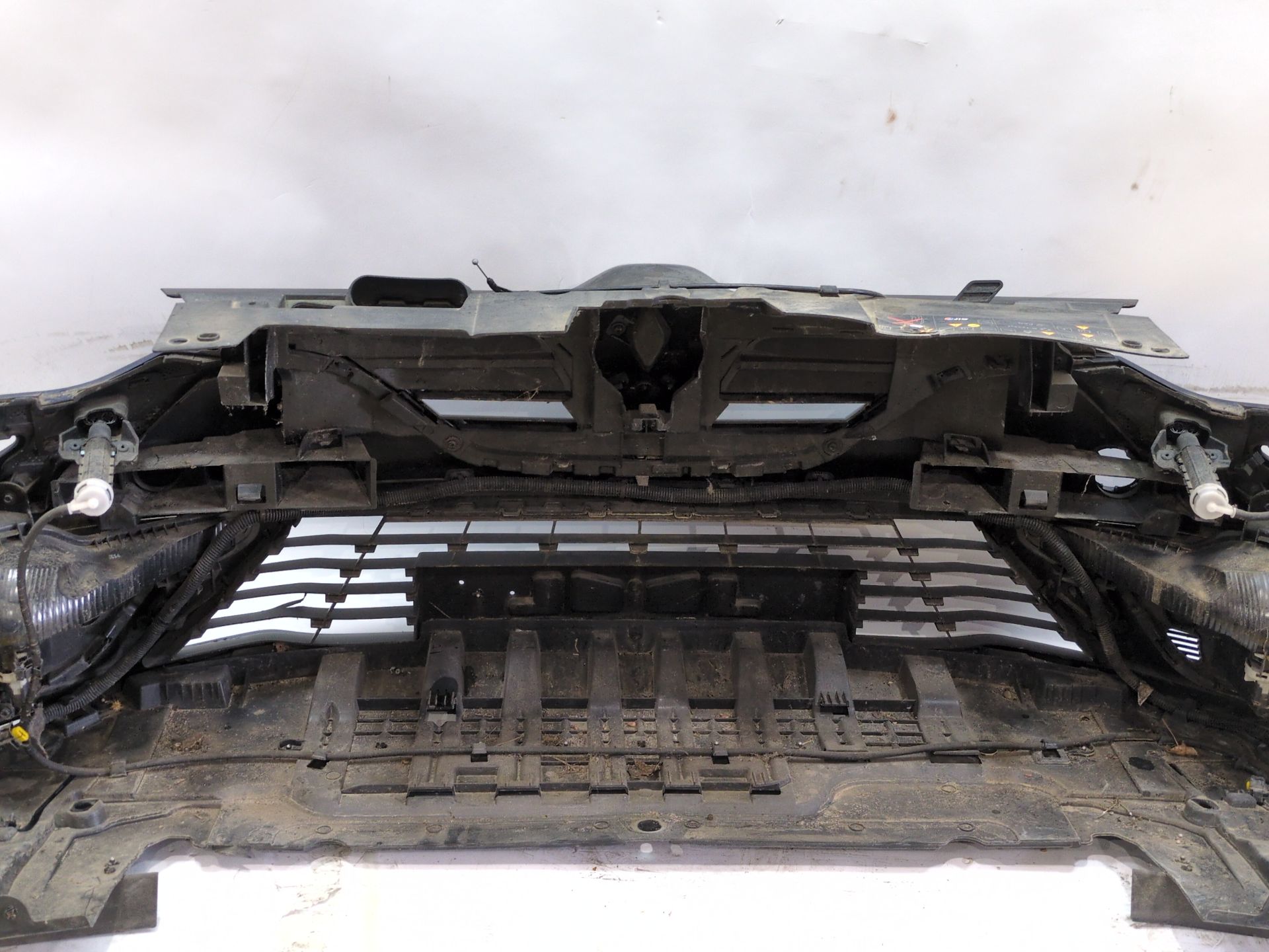 paragolpes_delantero_620223266r_blue_cosmos_terpr_renault_megane_iv_hatchback_b9a_m_n_1_5_blue_dci_95_b9a2