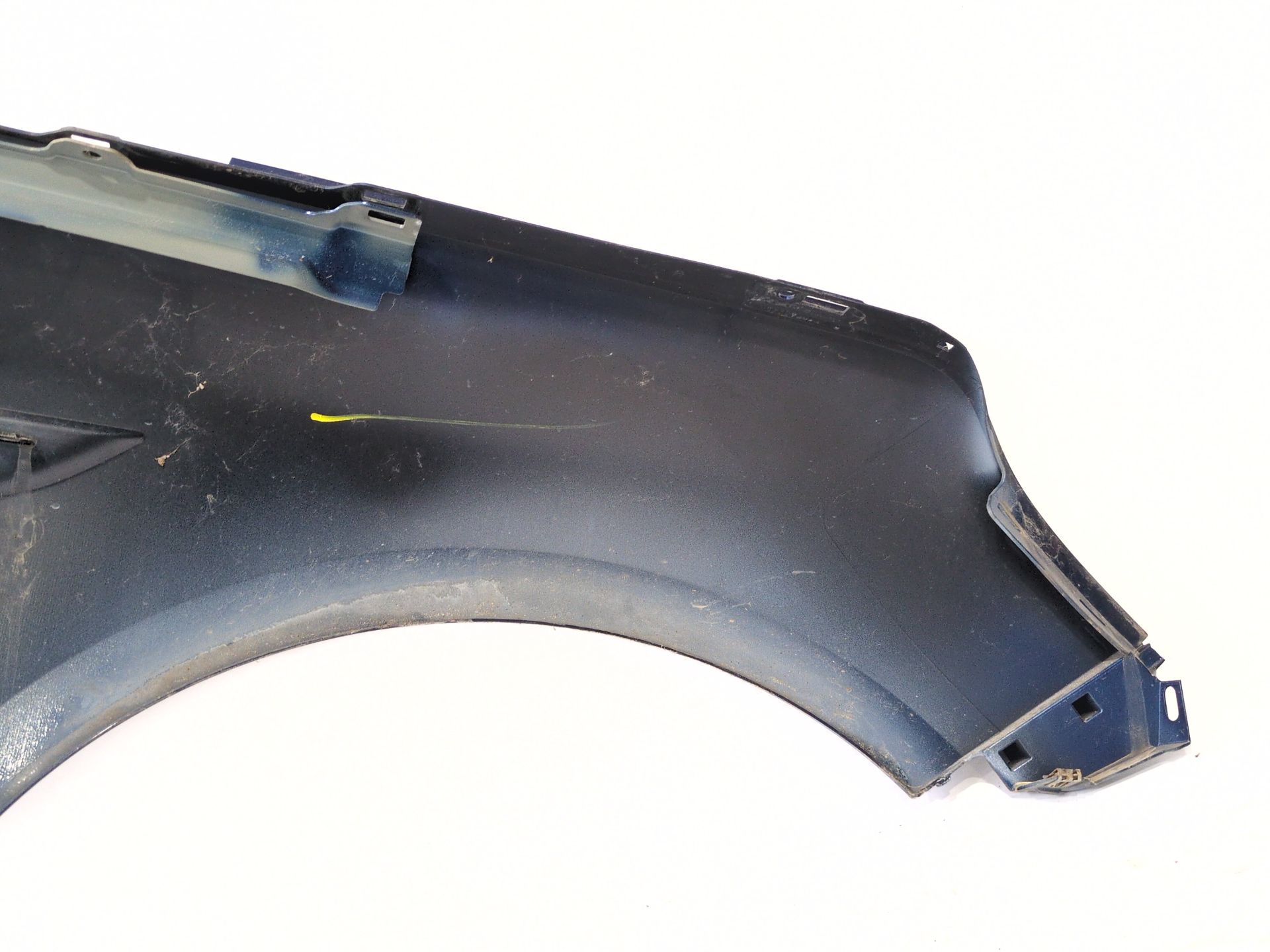 aleta_delantera_izquierda_631010796r_blue_cosmos_terpr_renault_megane_iv_hatchback_b9a_m_n_1_5_blue_dci_95_b9a2