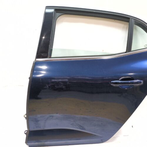 PUERTA TRASERA IZQUIERDA RENAULT MEGANE IV HATCHBACK (B9A/M/N_) 1.5 BLUE DCI 95 (B9A2) - 821015121R