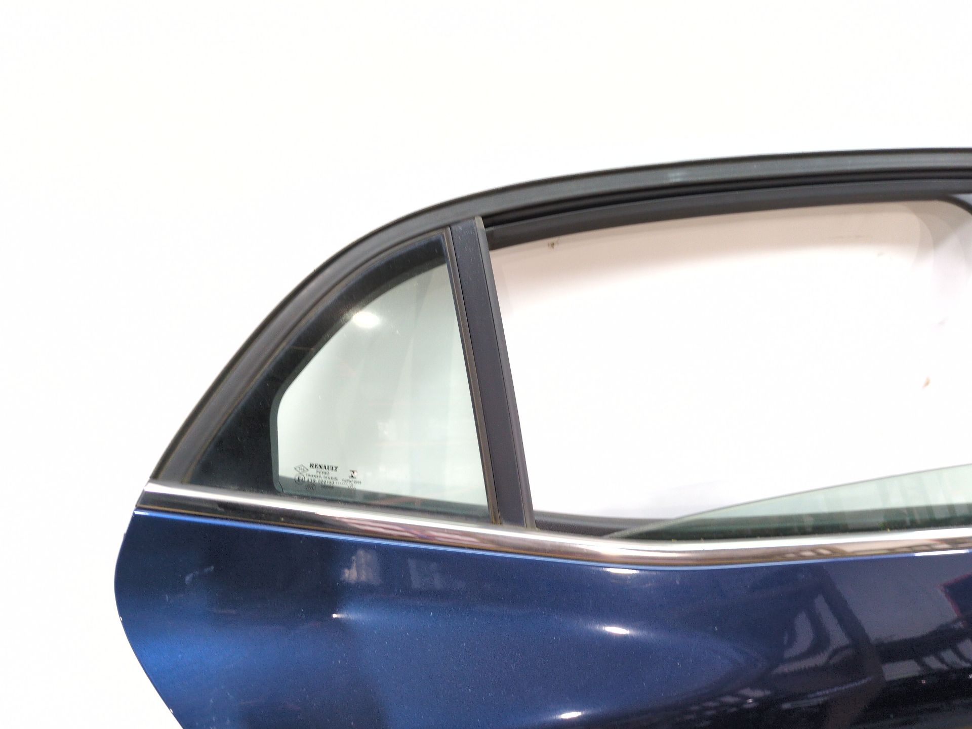 puerta_trasera_derecha_821001172r_blue_cosmos_terpr_renault_megane_iv_hatchback_b9a_m_n_1_5_blue_dci_95_b9a2