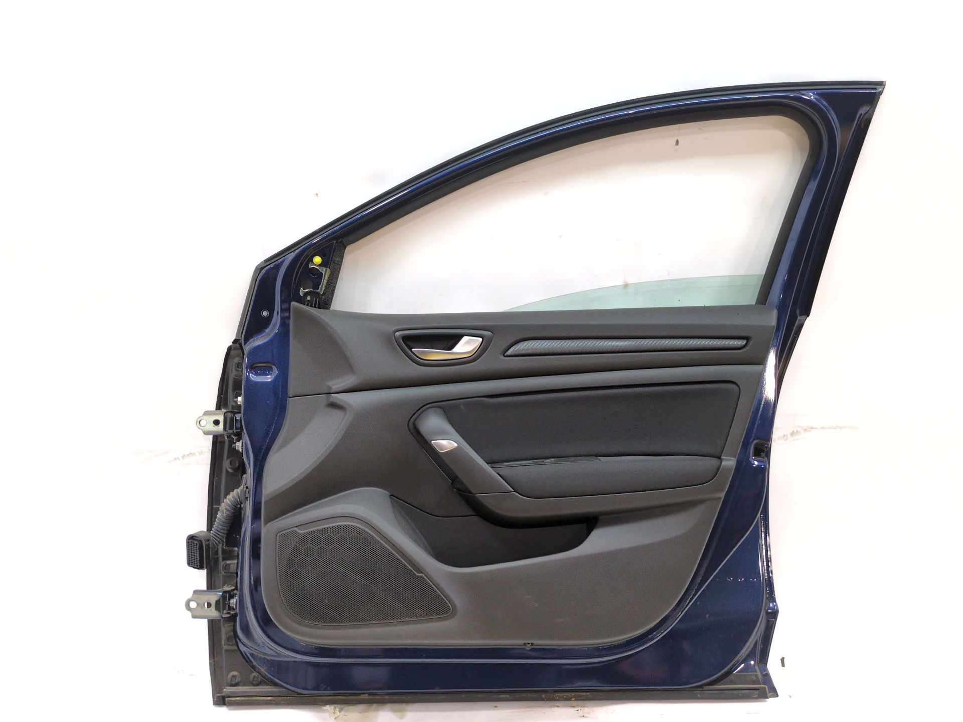 puerta_delantera_derecha_801001148r_blue_cosmos_terpr_renault_megane_iv_hatchback_b9a_m_n_1_5_blue_dci_95_b9a2