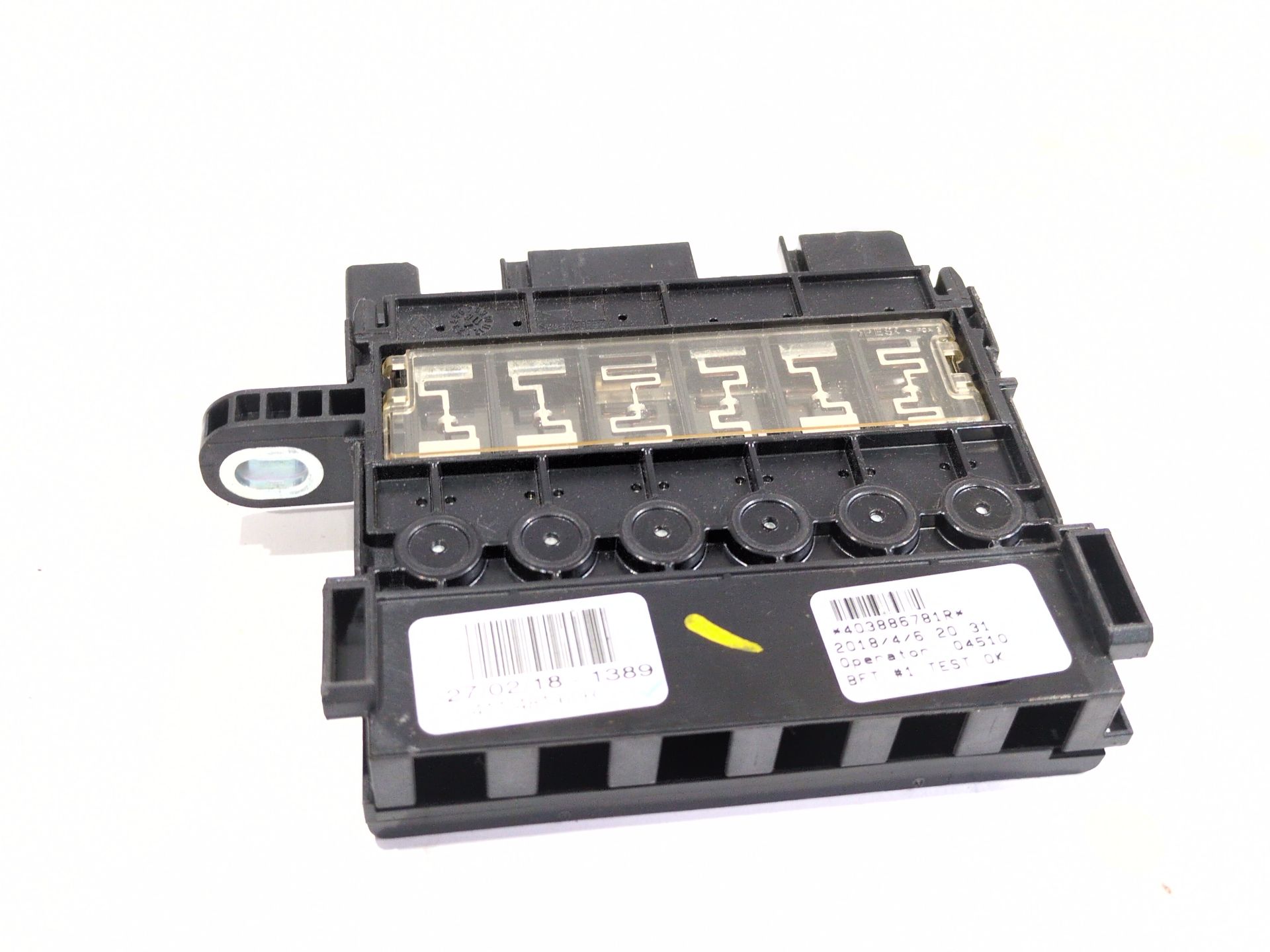 caja_reles_fusibles_241148160r_renault_megane_iv_hatchback_b9a_m_n_1_5_blue_dci_95_b9a2